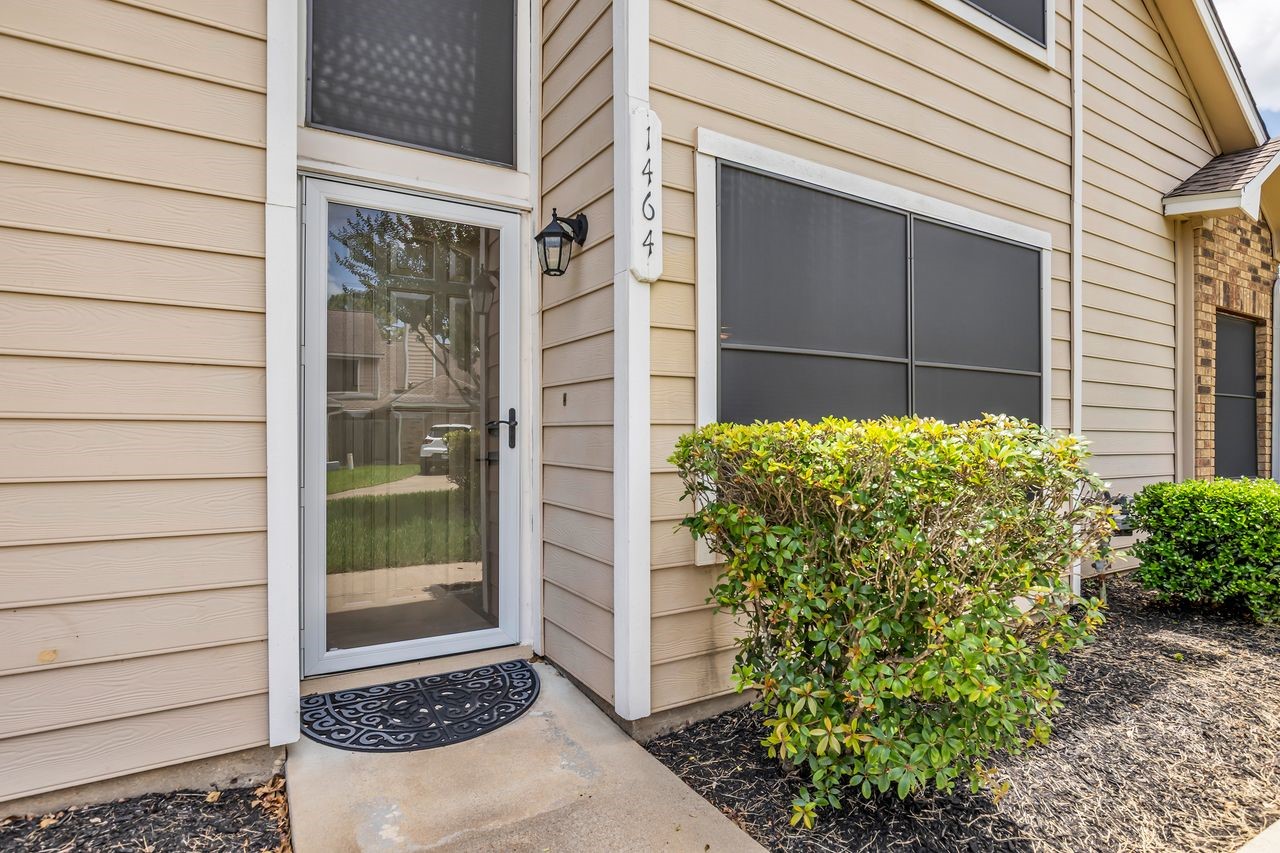 1464 Gemini Street Property Photo 2