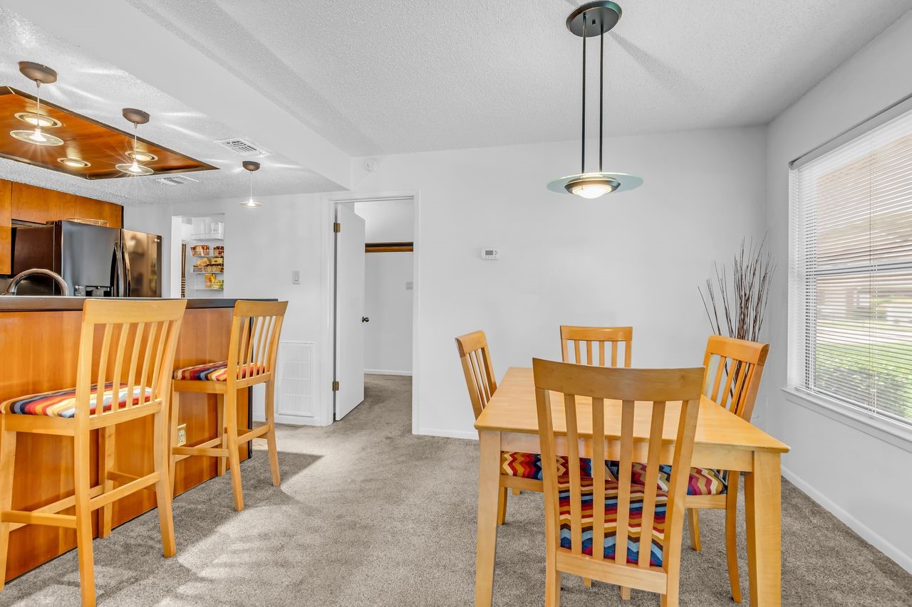 1464 Gemini Street Property Photo 3