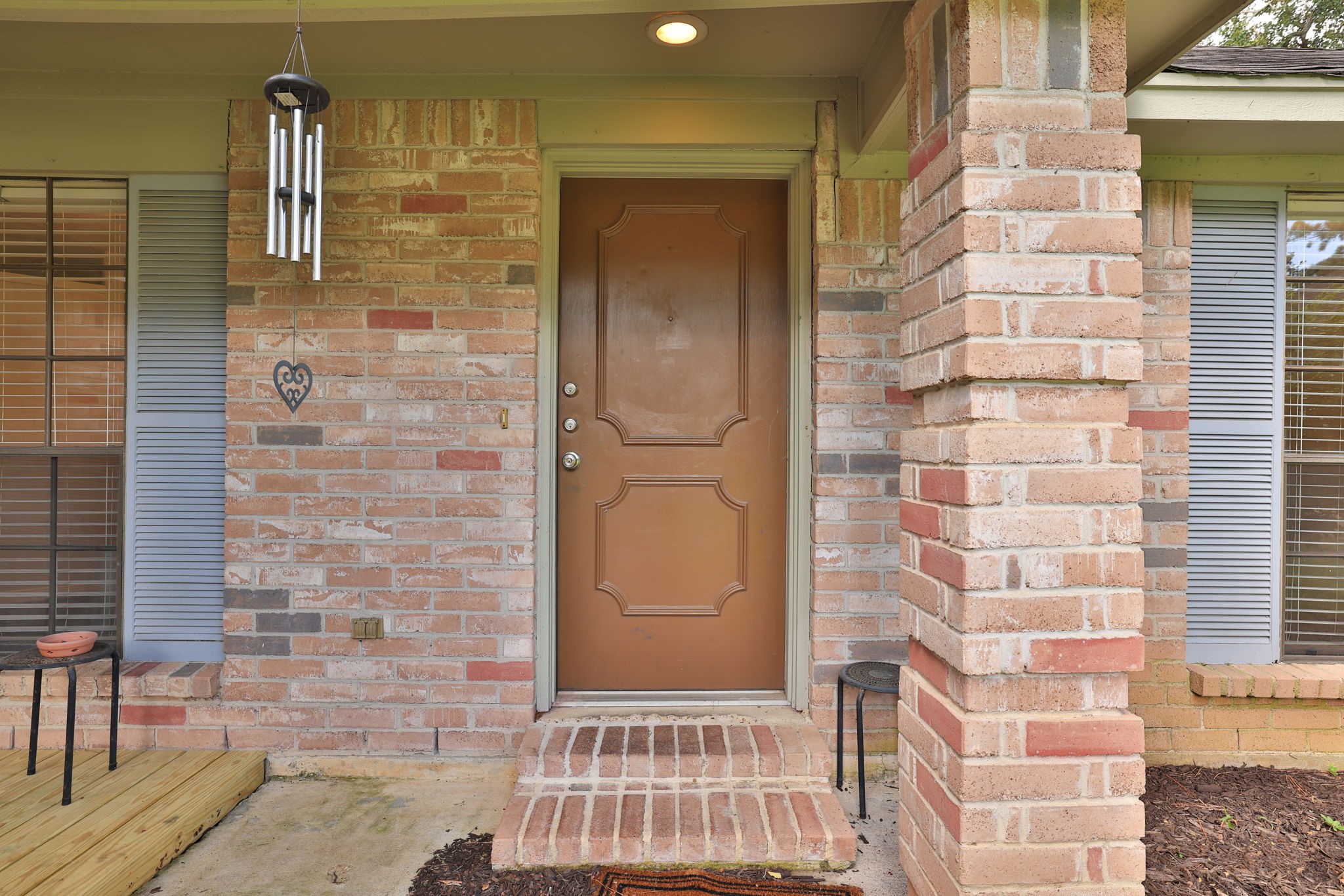 16035 Hollow Rock Drive Property Photo 6