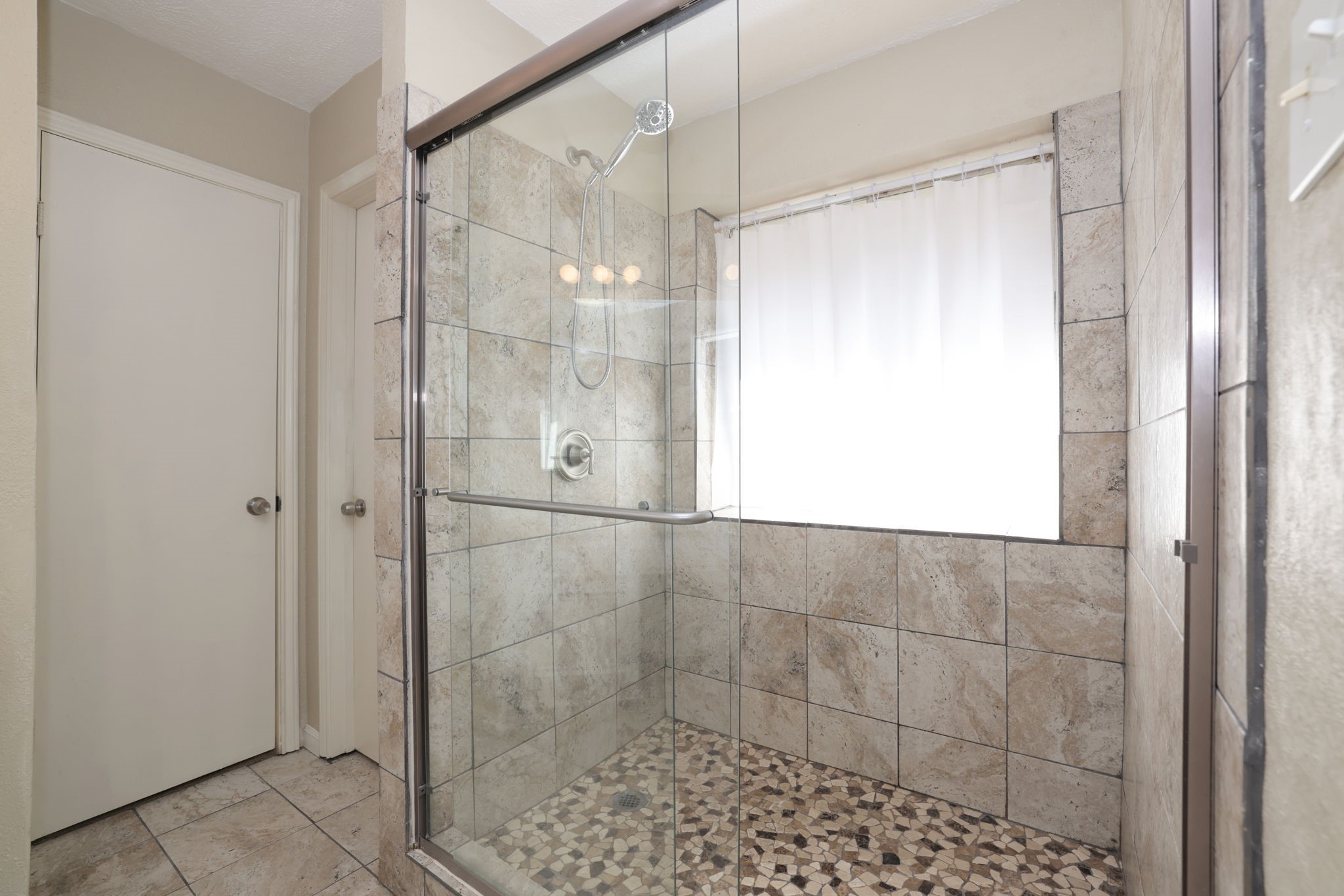16035 Hollow Rock Drive Property Photo 22