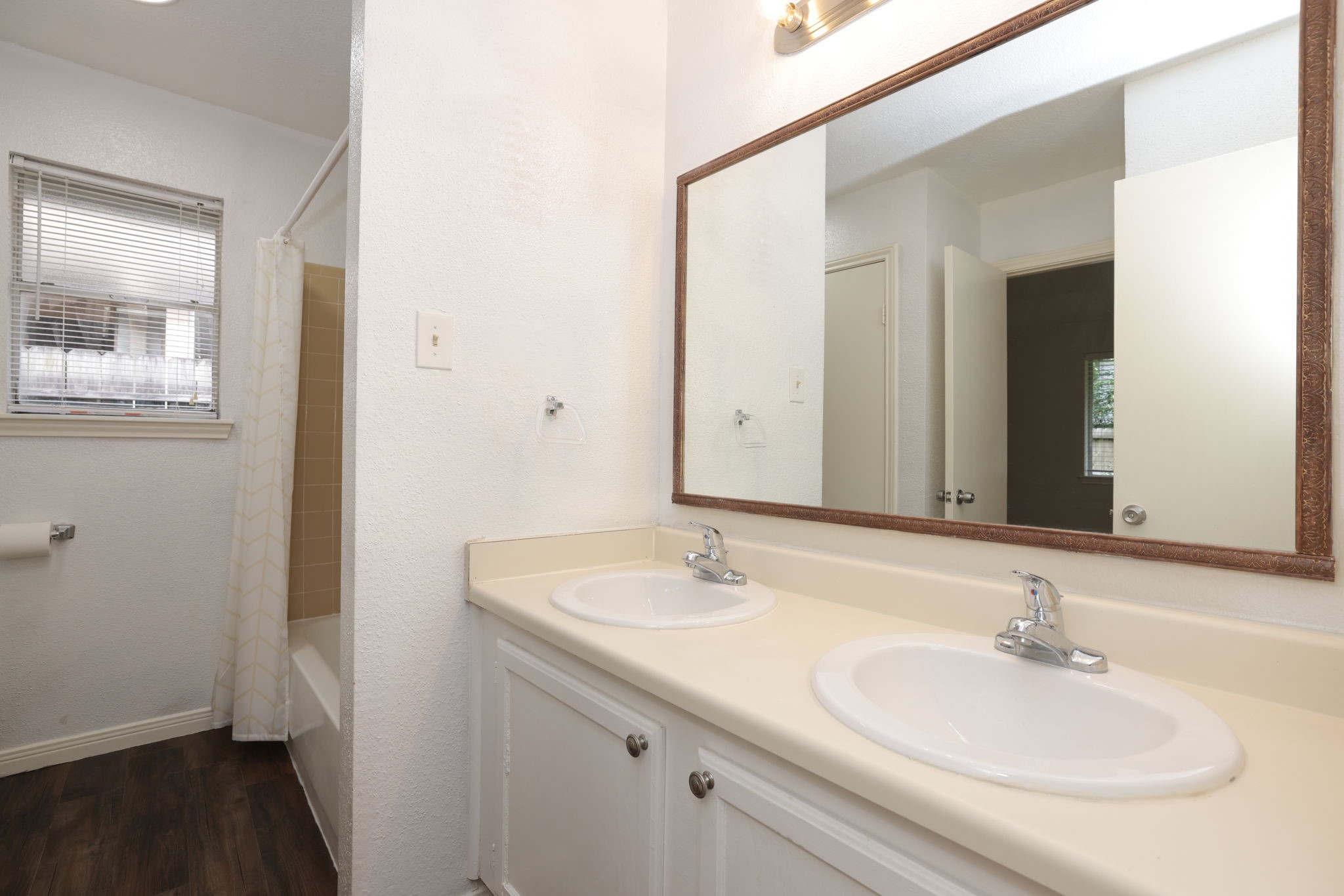 16035 Hollow Rock Drive Property Photo 26