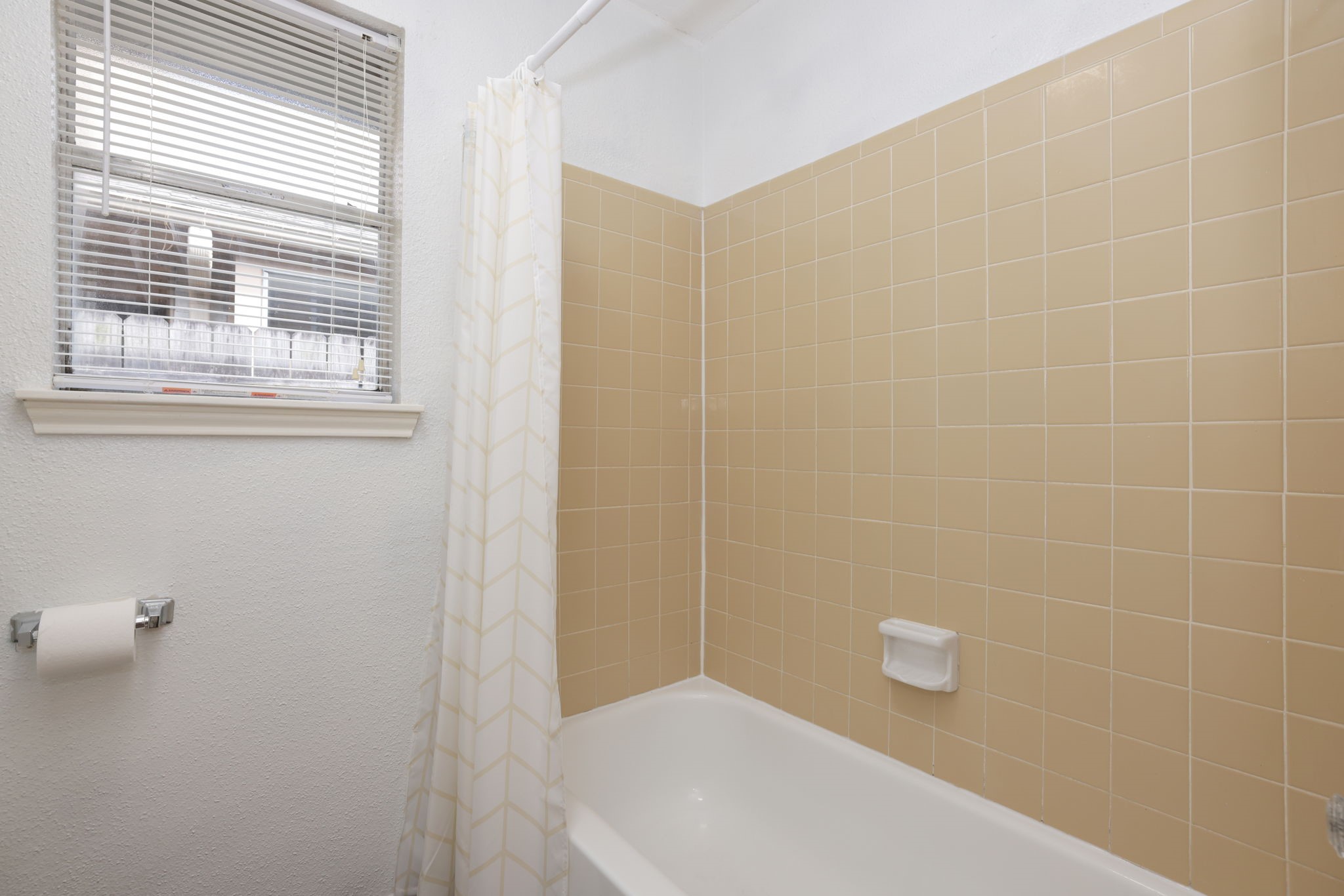 16035 Hollow Rock Drive Property Photo 27