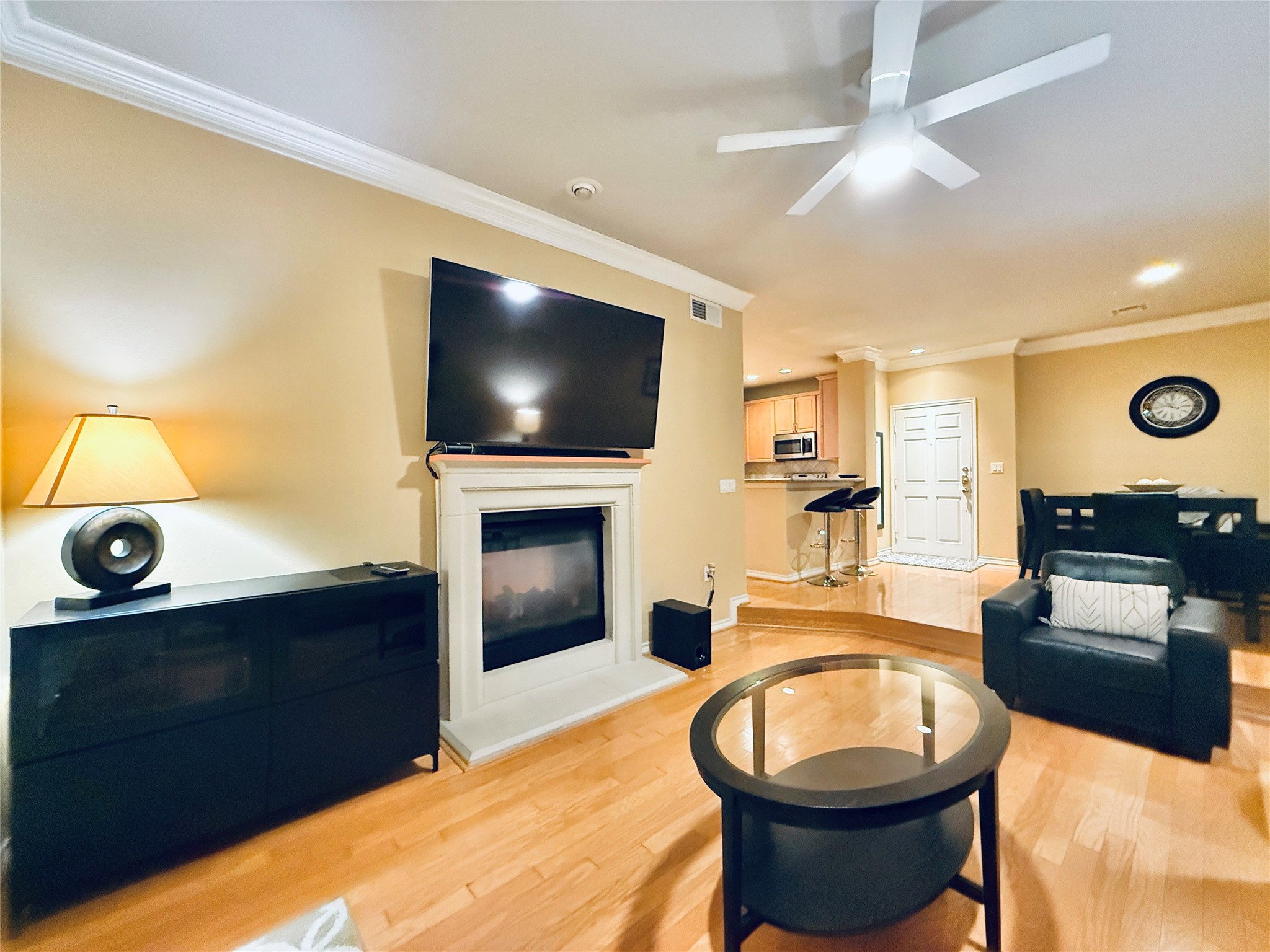 2400 Mccue Road 325 Property Photo 4