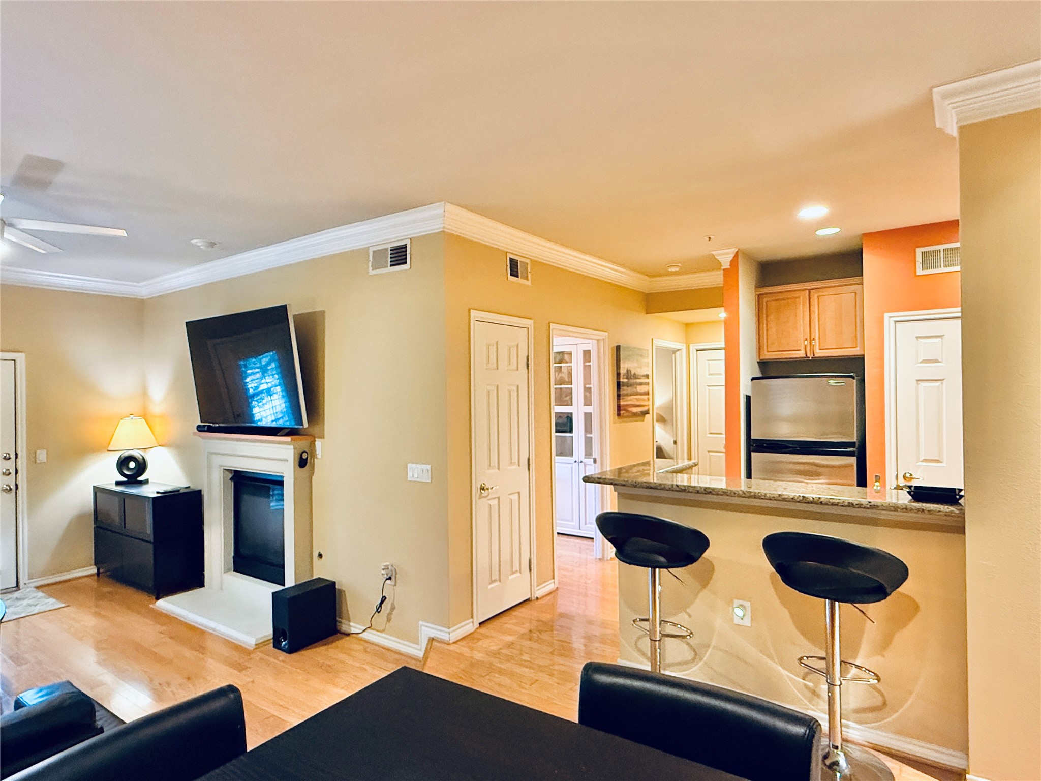 2400 Mccue Road 325 Property Photo 6