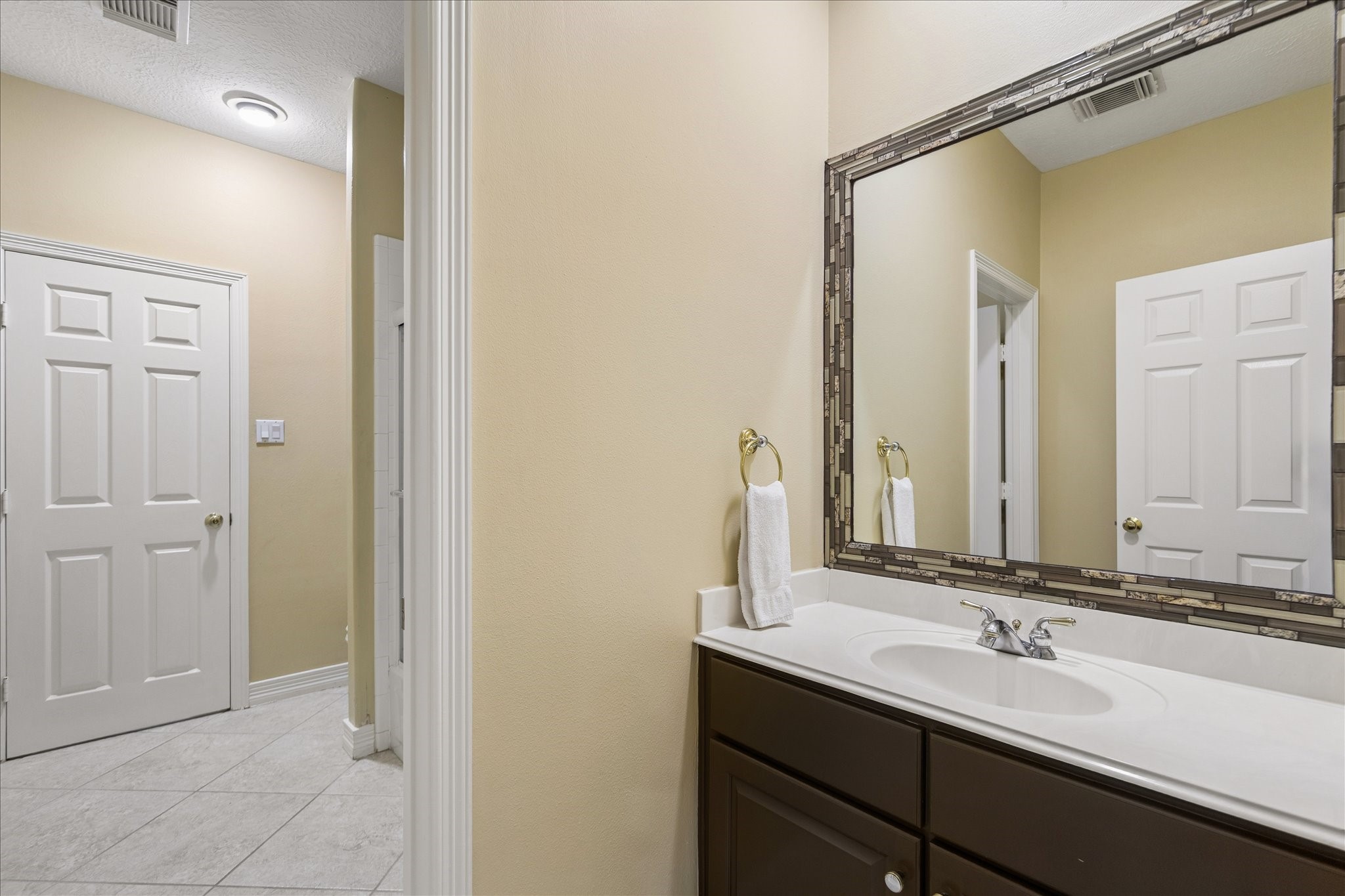 624 Lakeshore Drive Property Photo 33