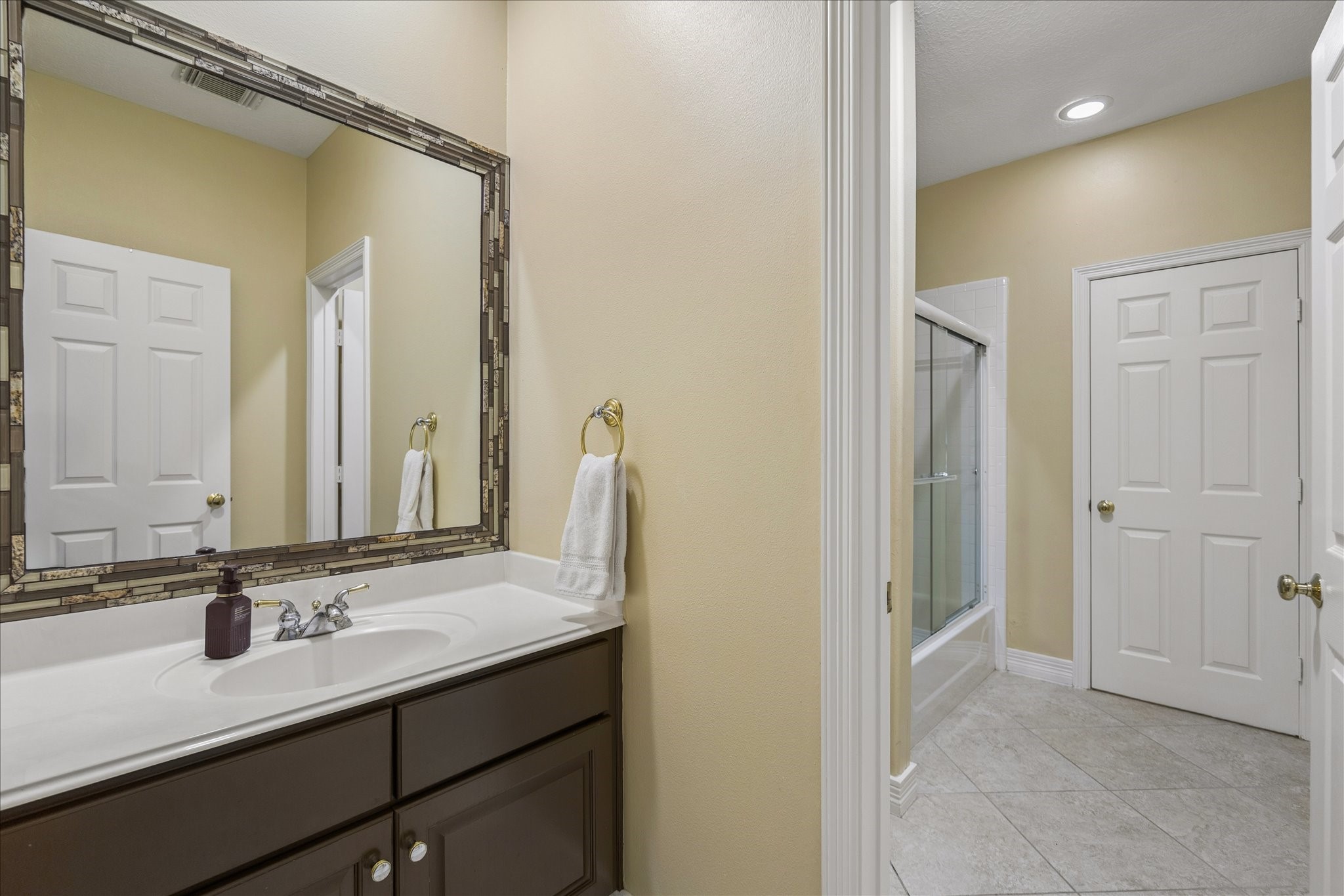 624 Lakeshore Drive Property Photo 35