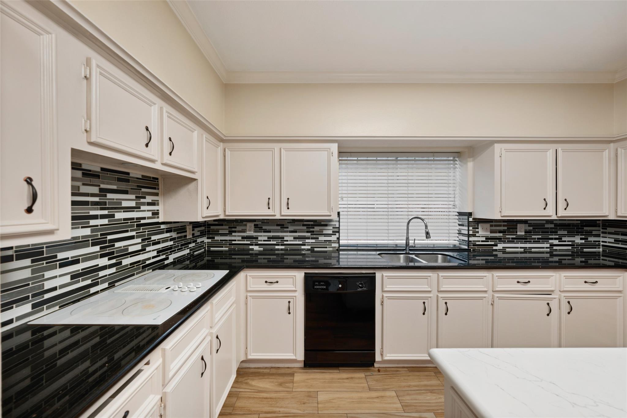 6014 Matt Road Property Photo 5