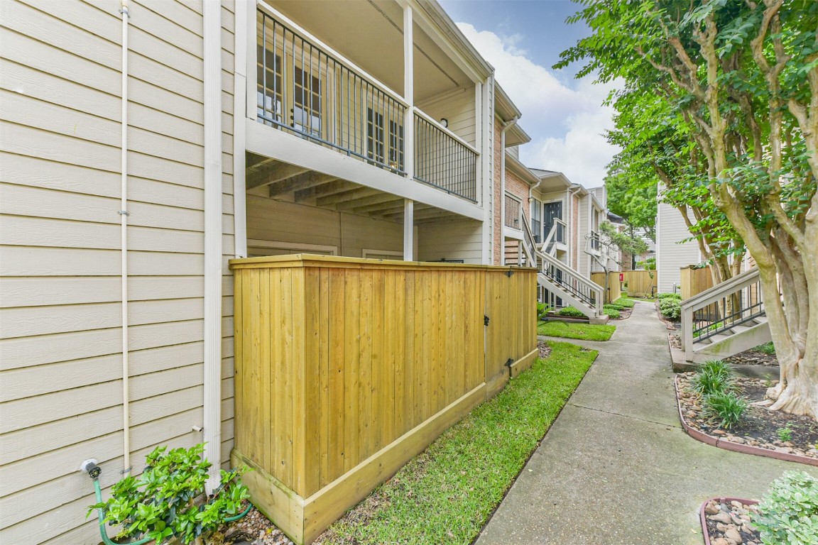 2001 Bering Drive 4d Property Photo 30