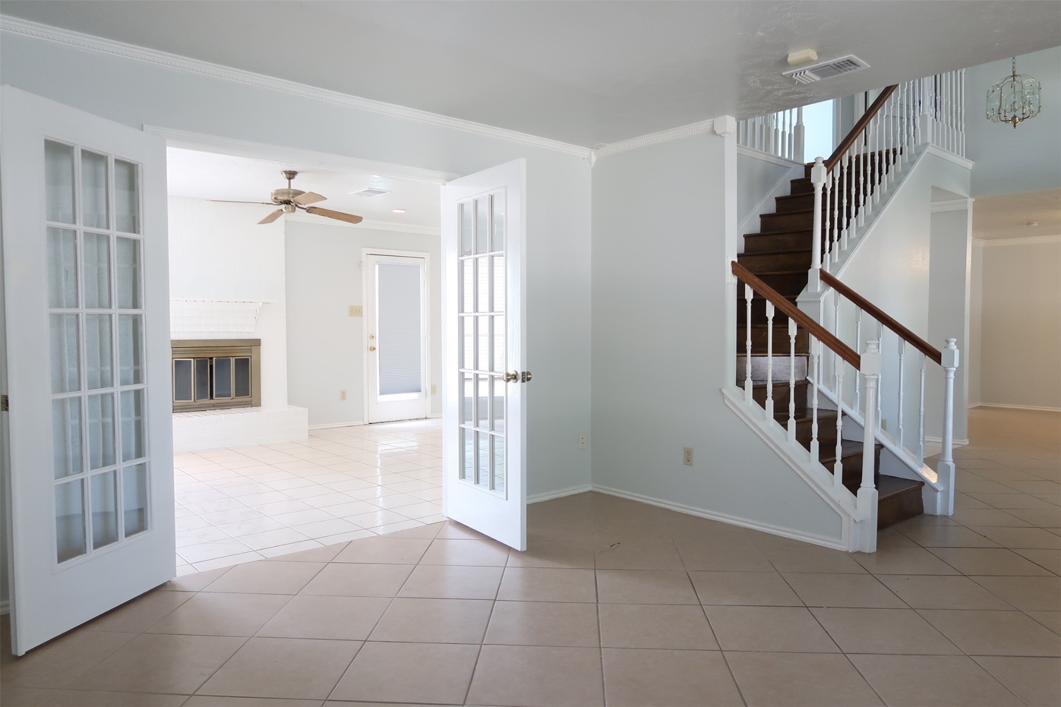 16507 Wellers Way Property Photo 3