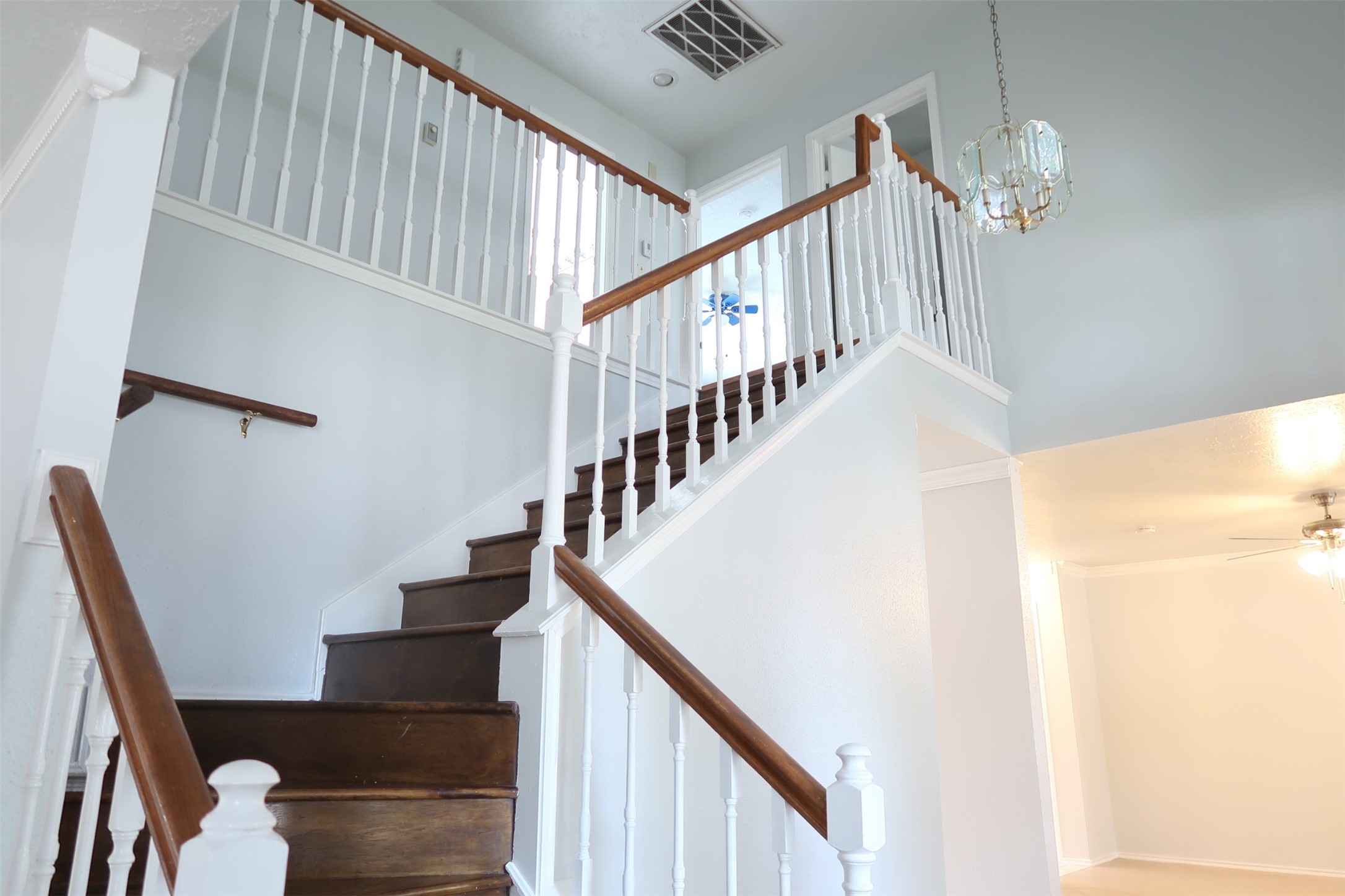 16507 Wellers Way Property Photo 6