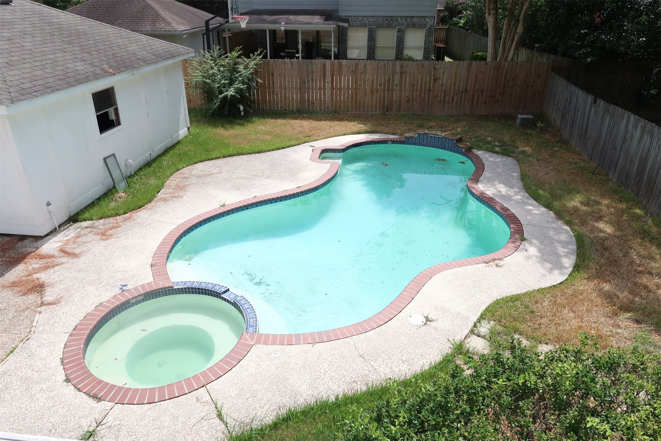 16507 Wellers Way Property Photo 12