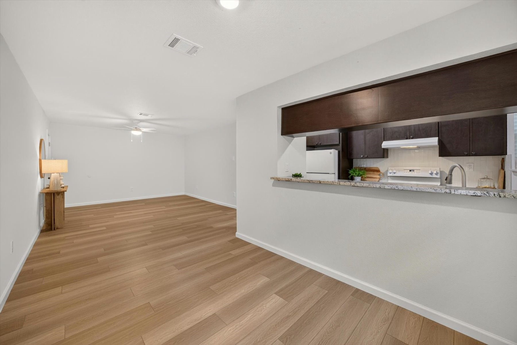 6124 Jim Street Property Photo 6
