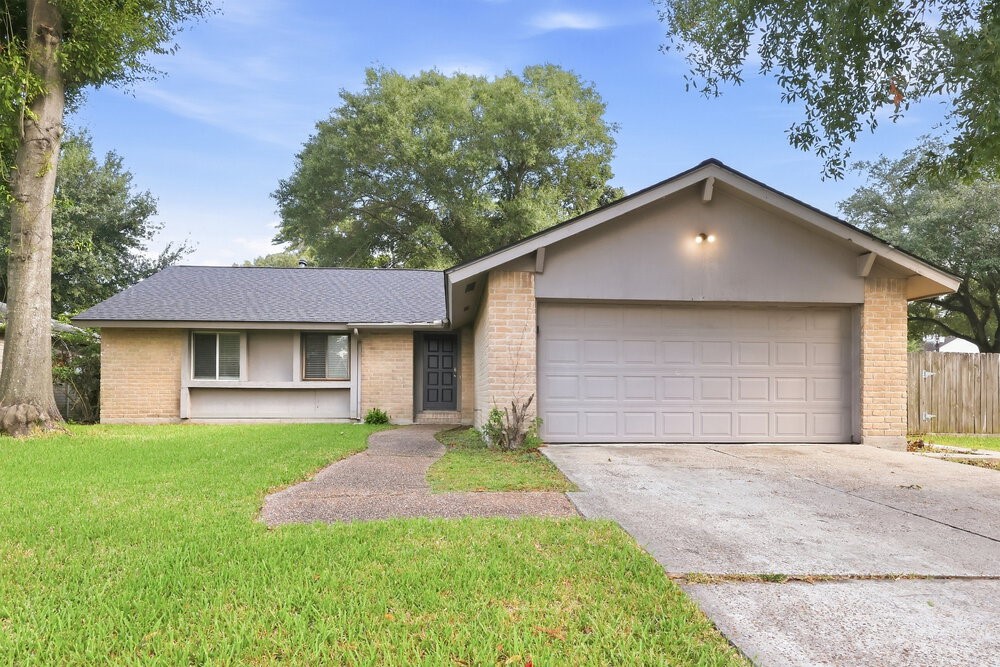 5327 Enchanted Timbers Drive Property Photo 1