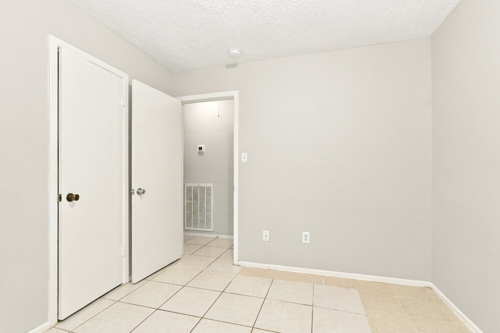 5327 Enchanted Timbers Drive Property Photo 10