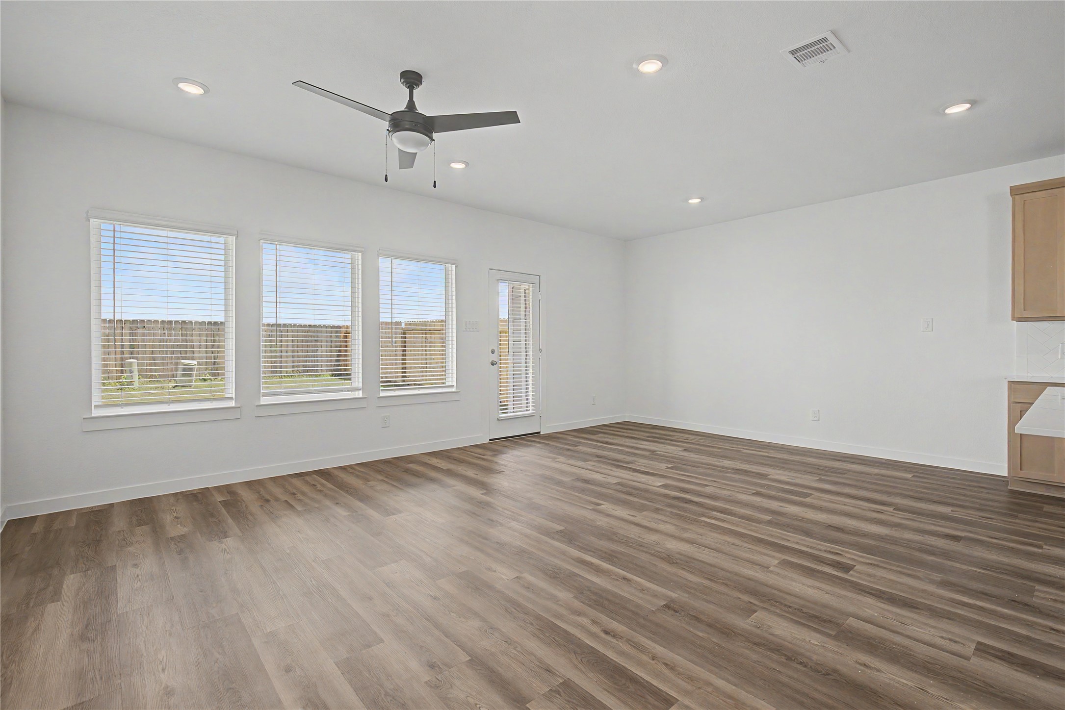 2629 Mchenry Landing Lane Property Photo 2