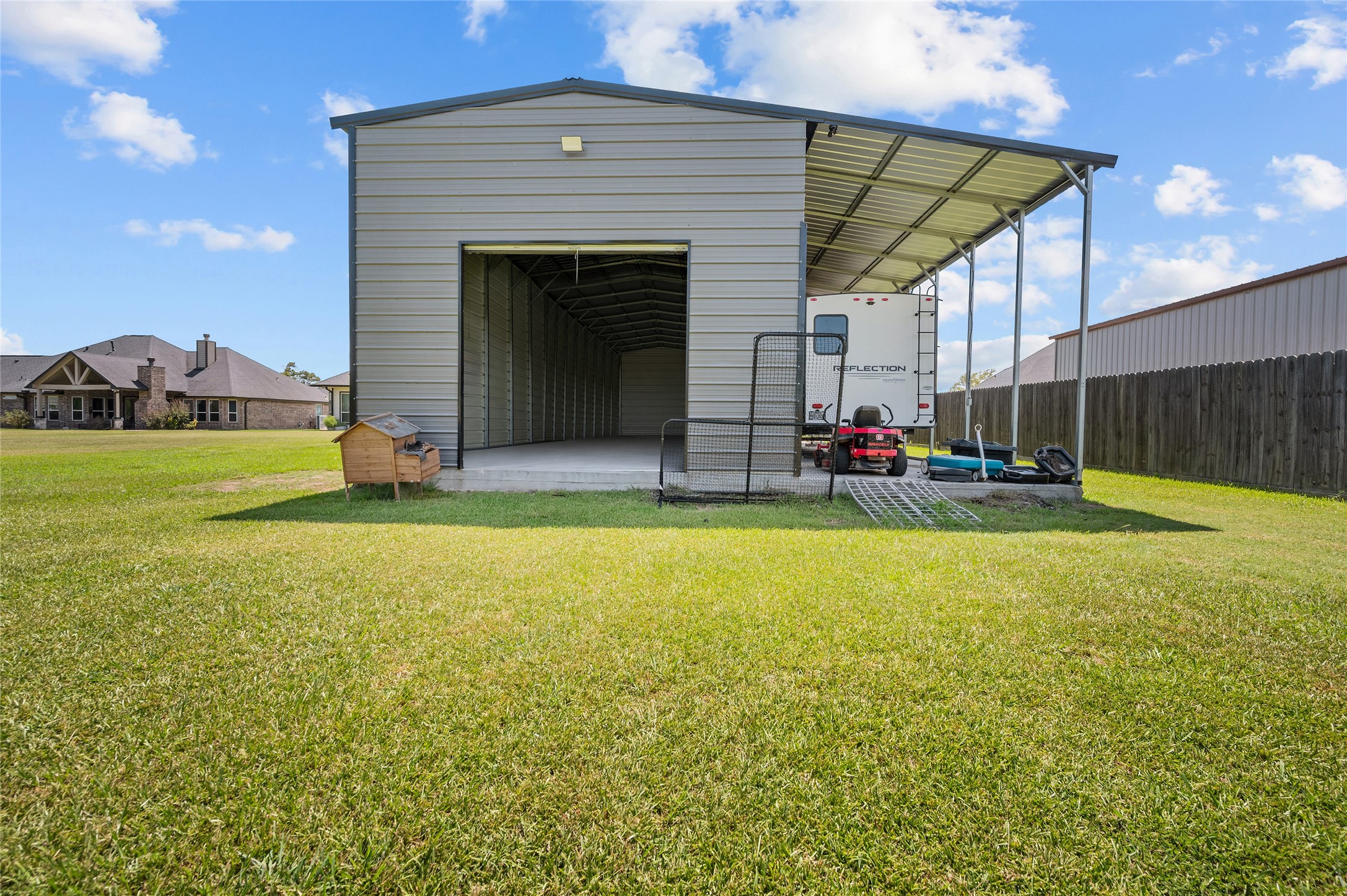 6726 Mulberry Bayou Drive Property Photo 11