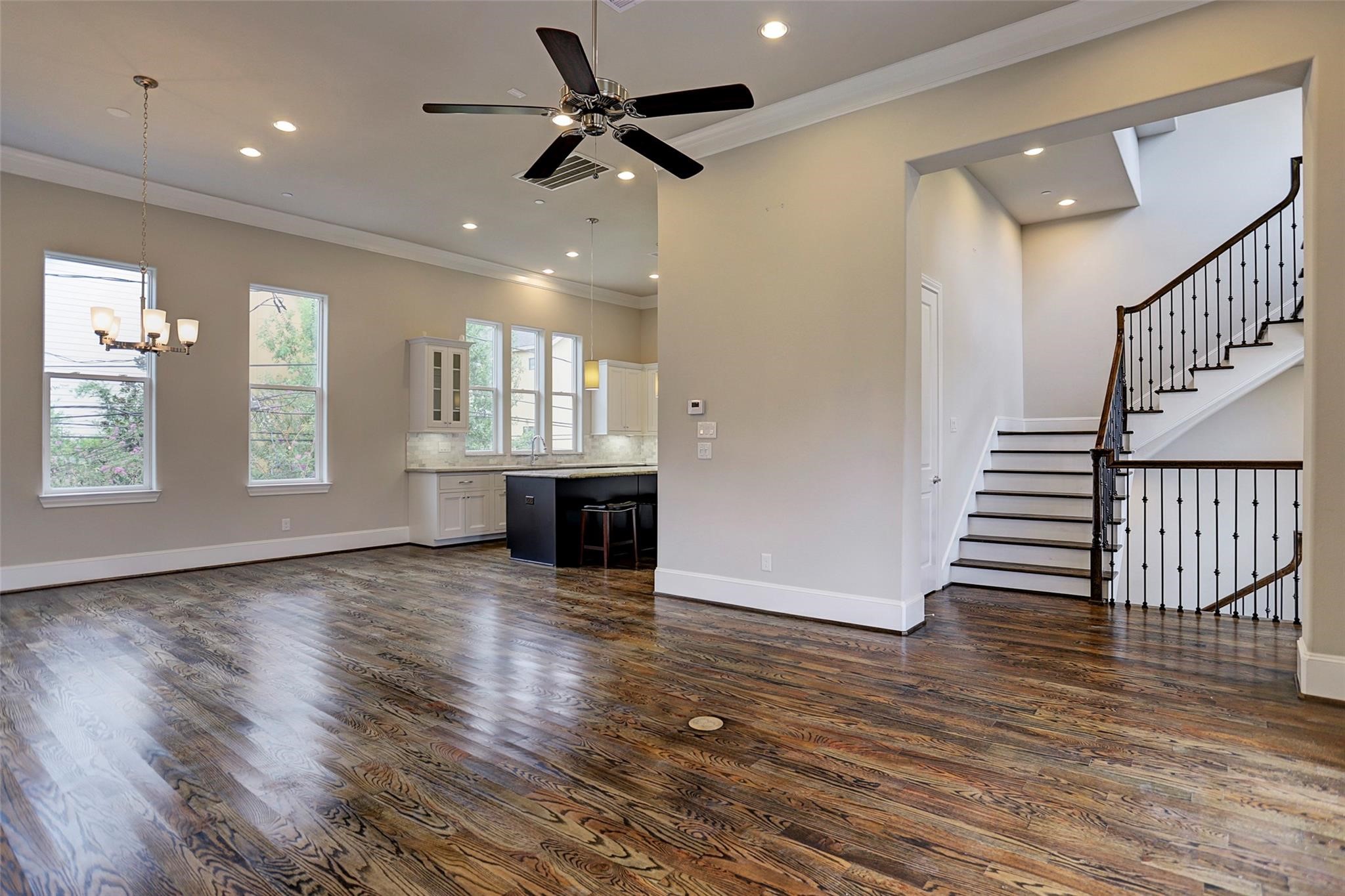 4206 Eigel Street Property Photo 4