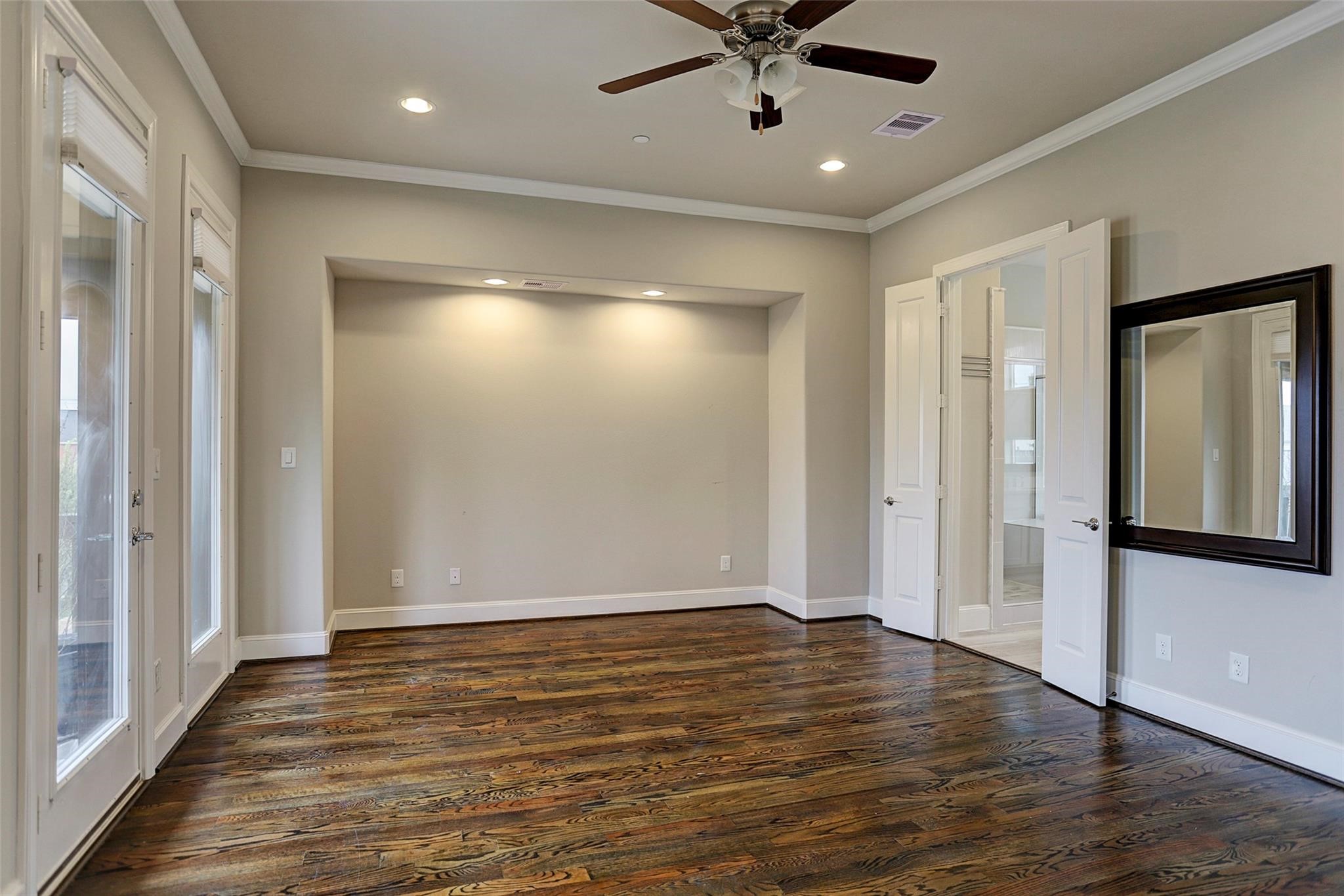 4206 Eigel Street Property Photo 10