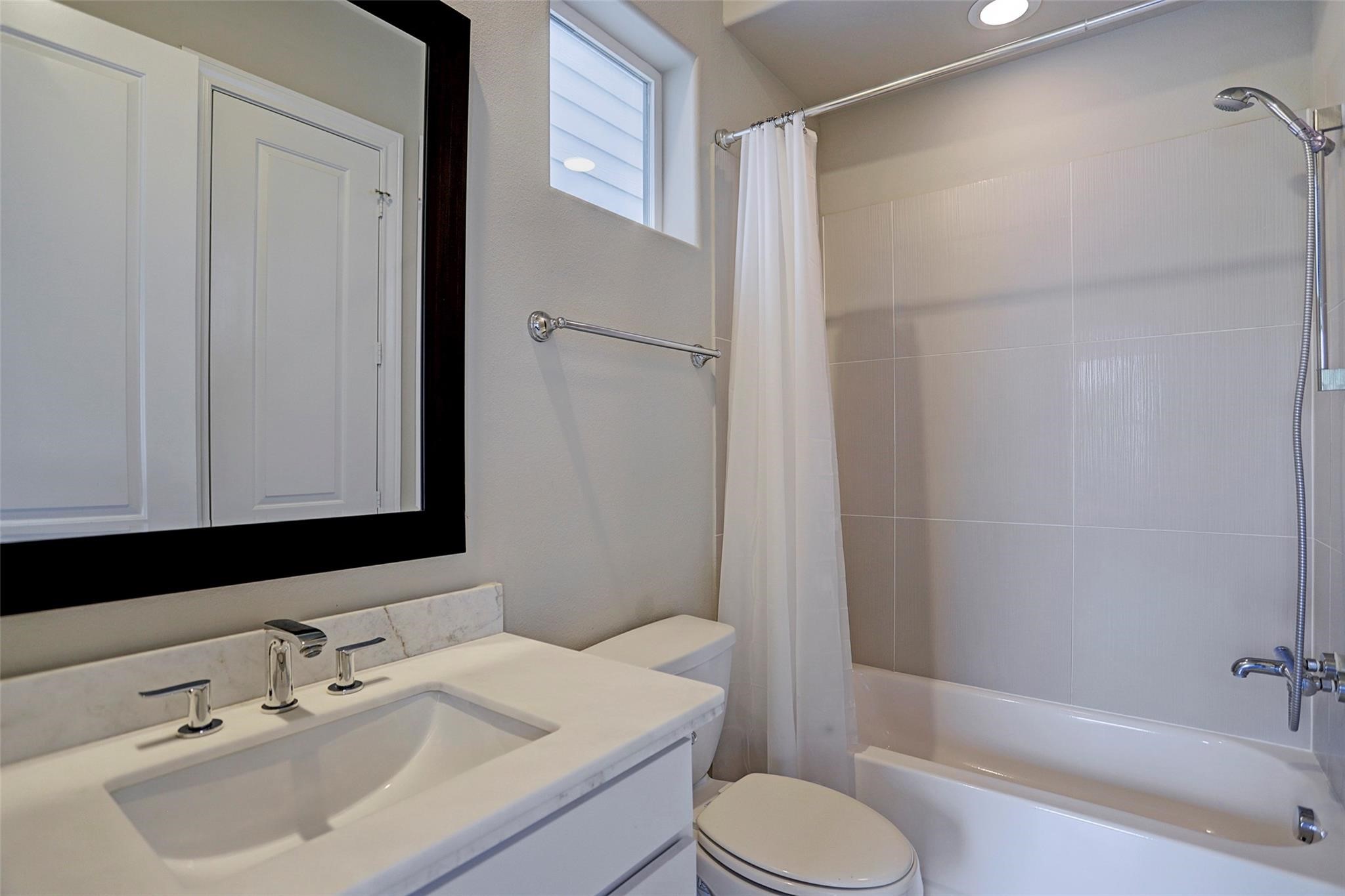 4206 Eigel Street Property Photo 13