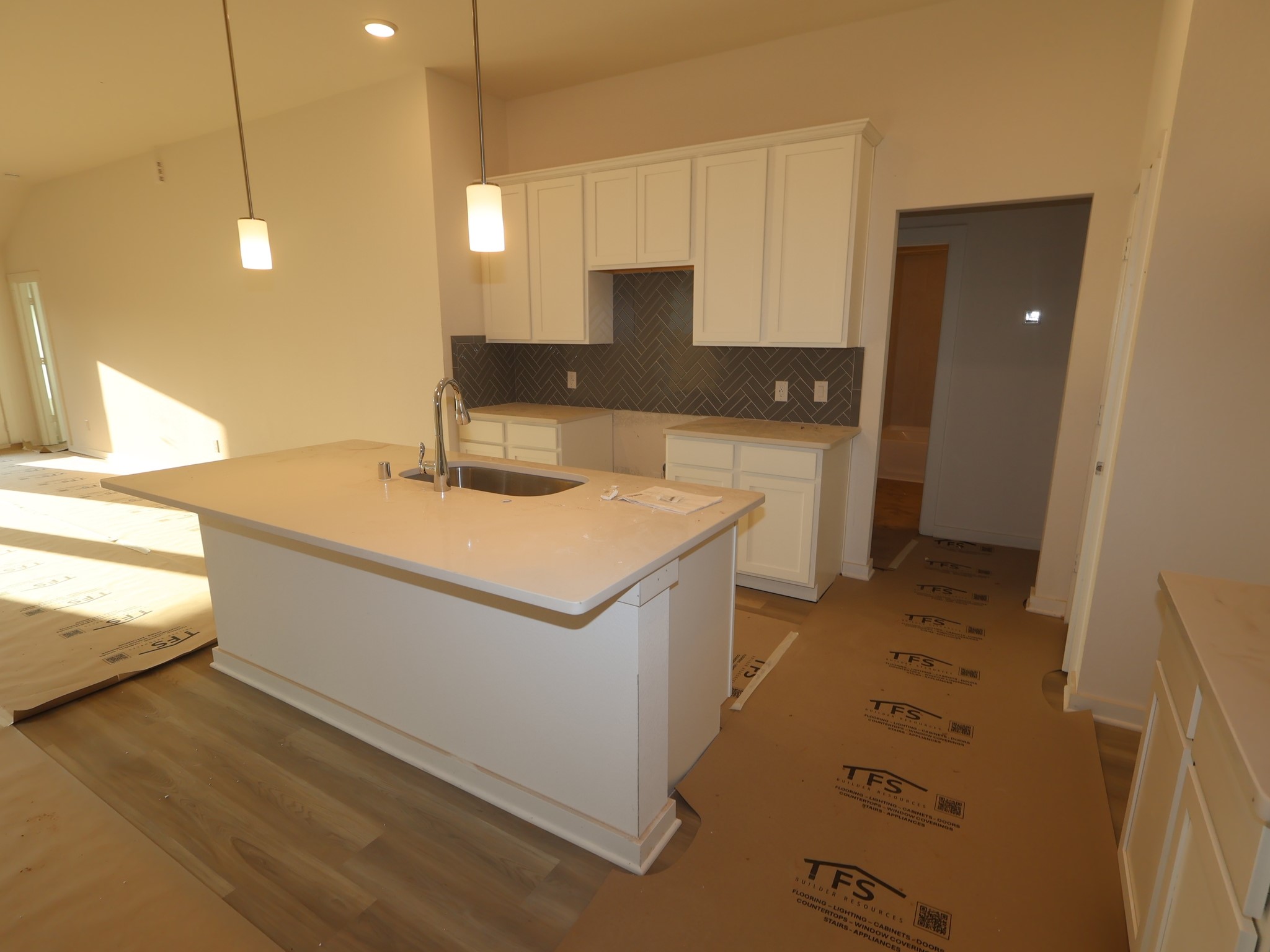 5946 Texas Sun Drive Property Photo 4