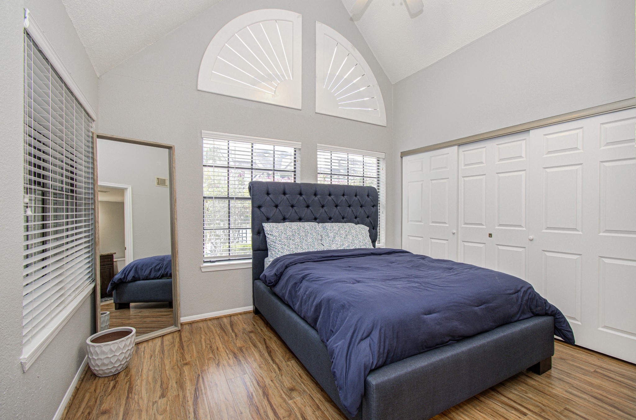 2425 Holly Hall Street D56 Property Photo 24