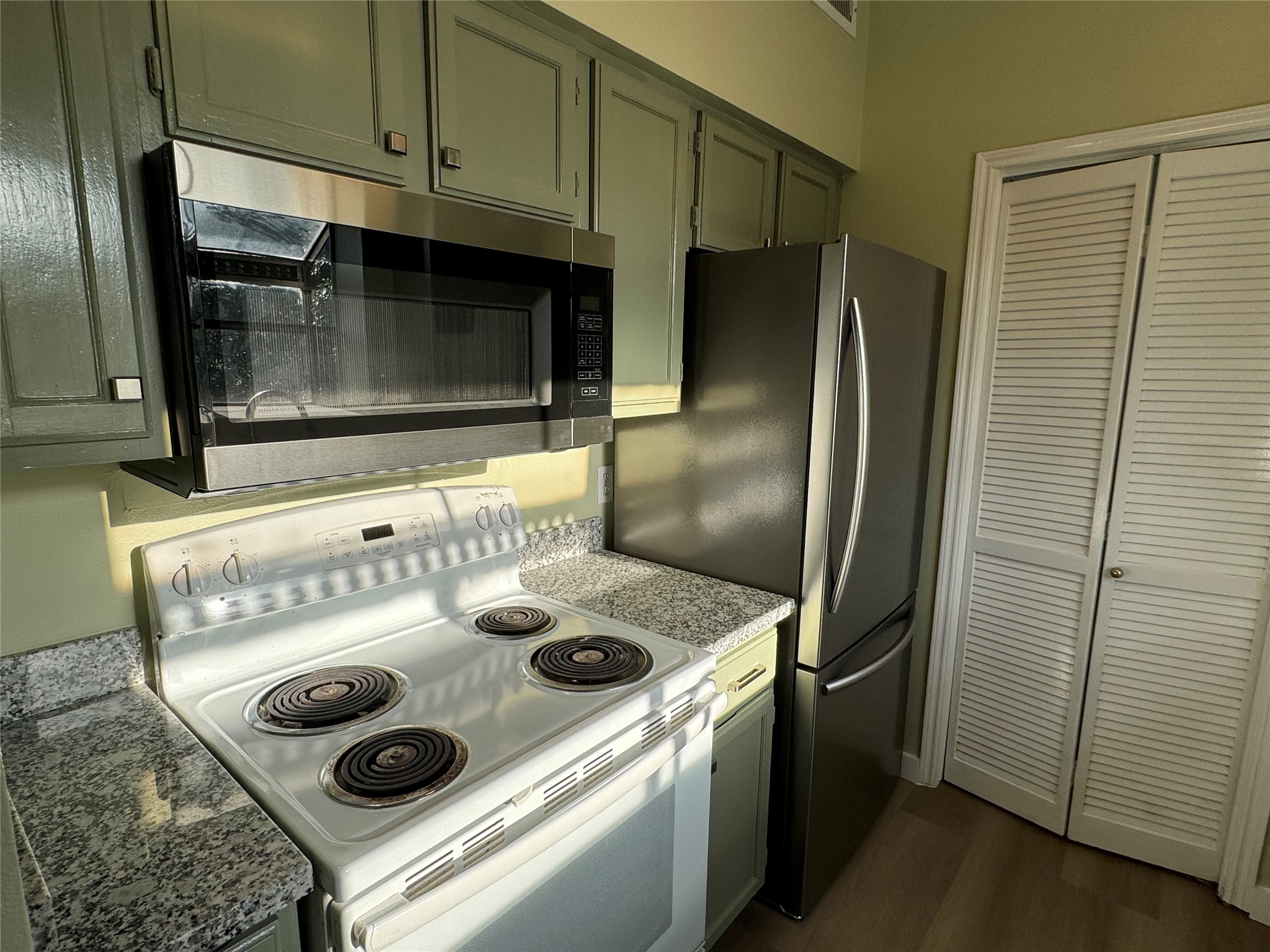 6500 Harbor Town 2606 Property Photo 15