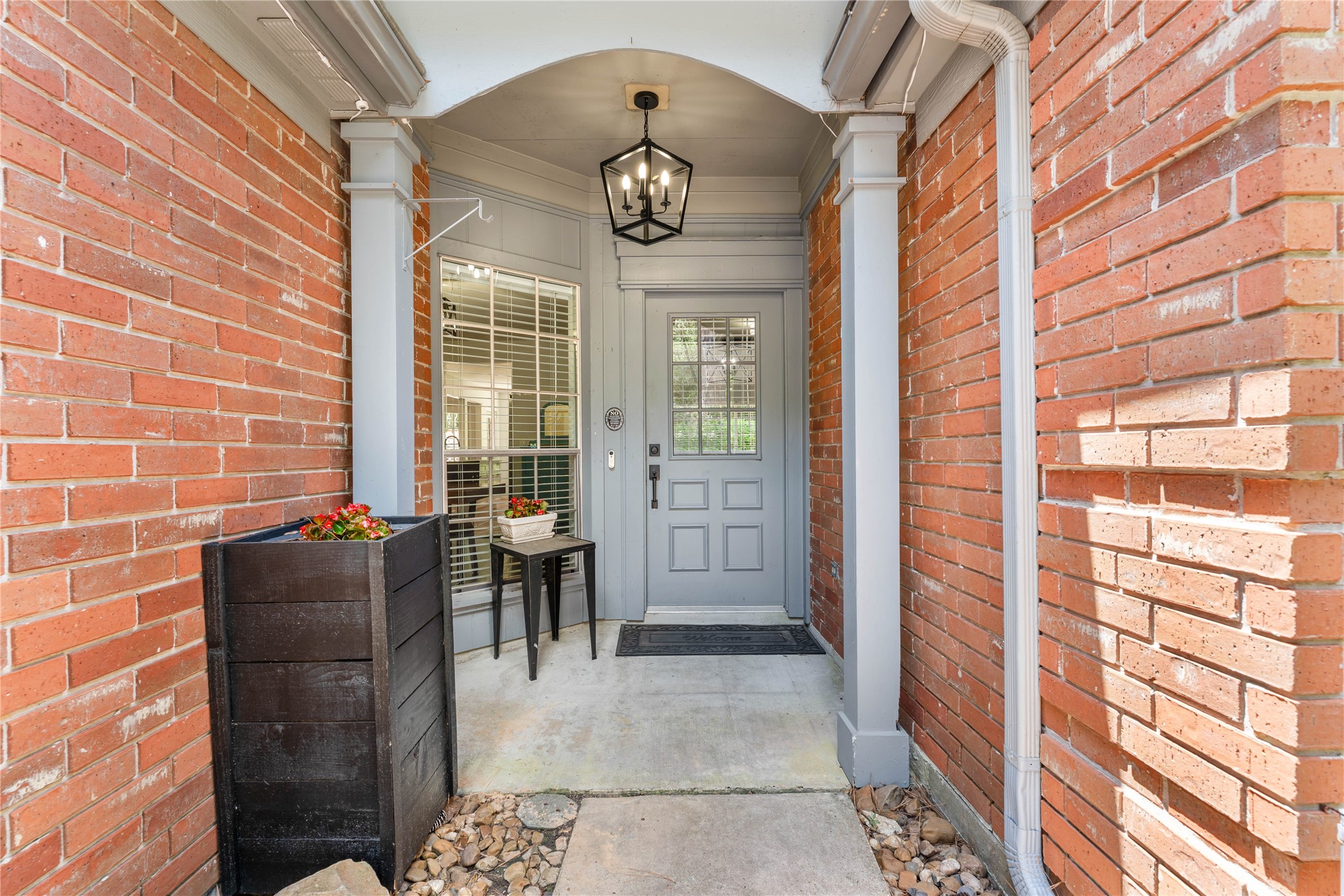 99 S Village Knoll Circle Property Photo 8