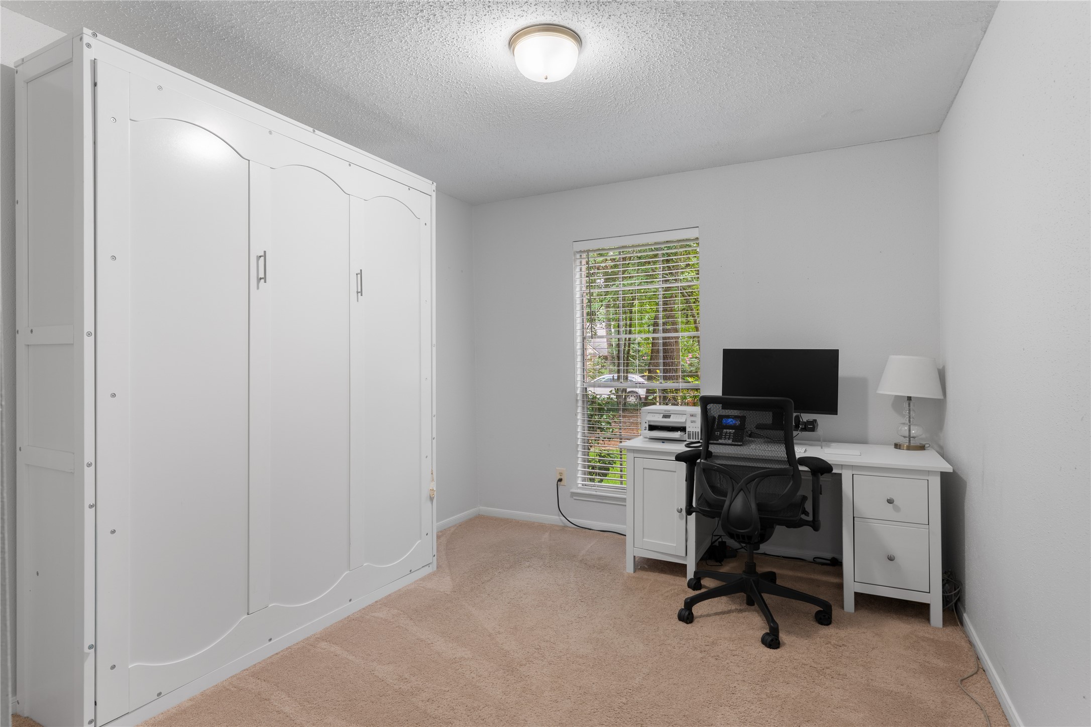 99 S Village Knoll Circle Property Photo 12