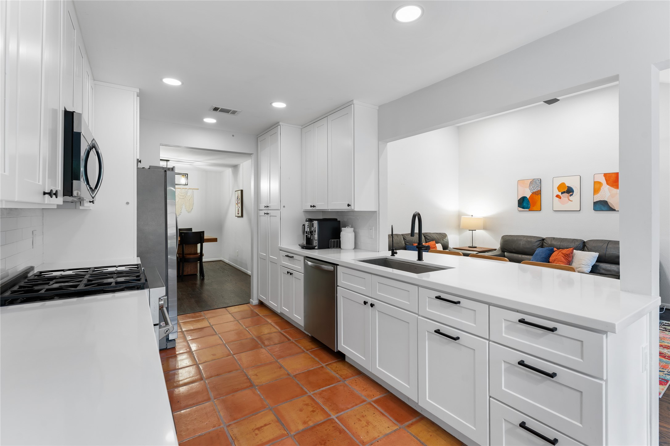 99 S Village Knoll Circle Property Photo 21