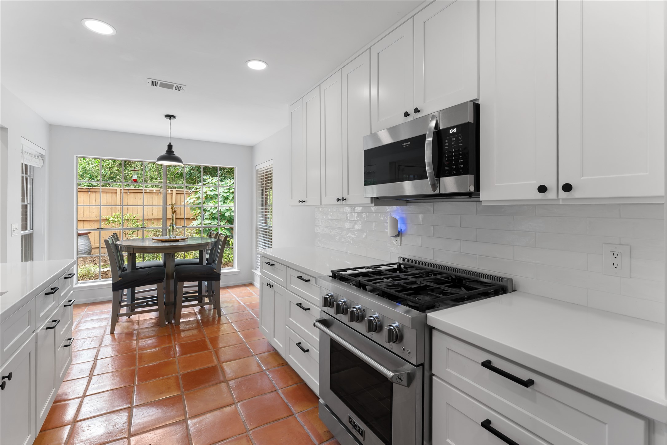 99 S Village Knoll Circle Property Photo 23
