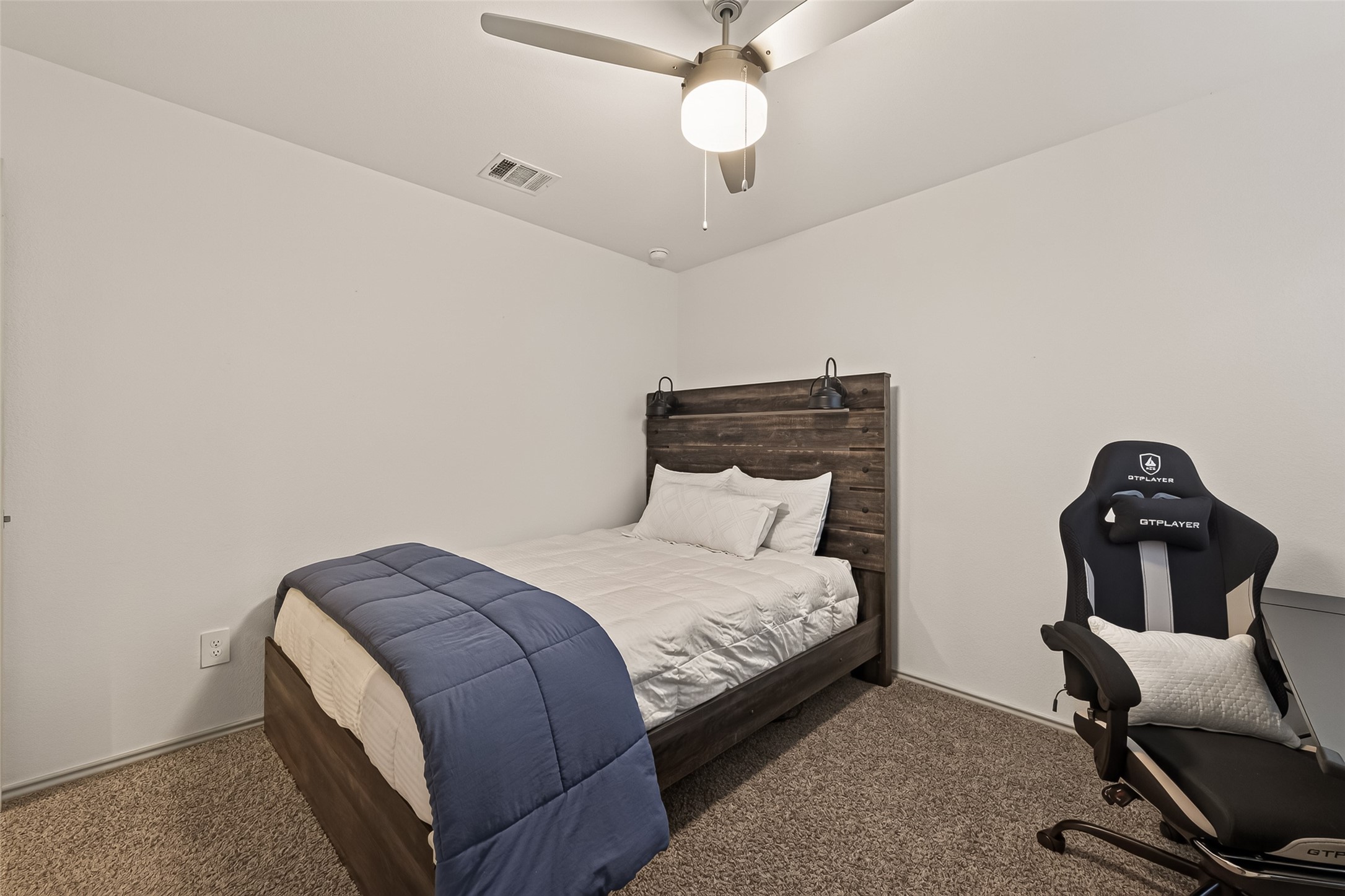 9713 Wall Street Property Photo 19