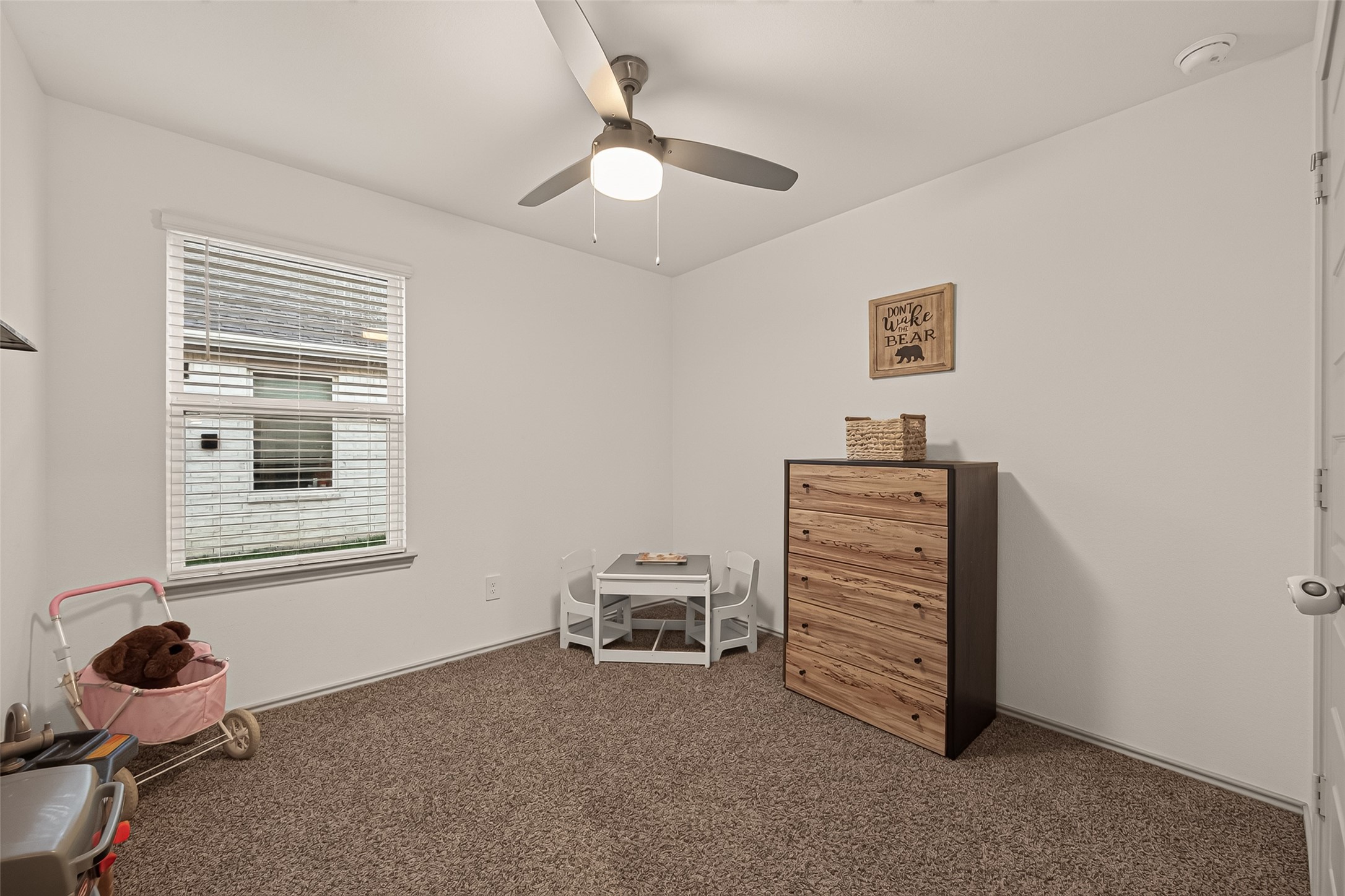 9713 Wall Street Property Photo 22