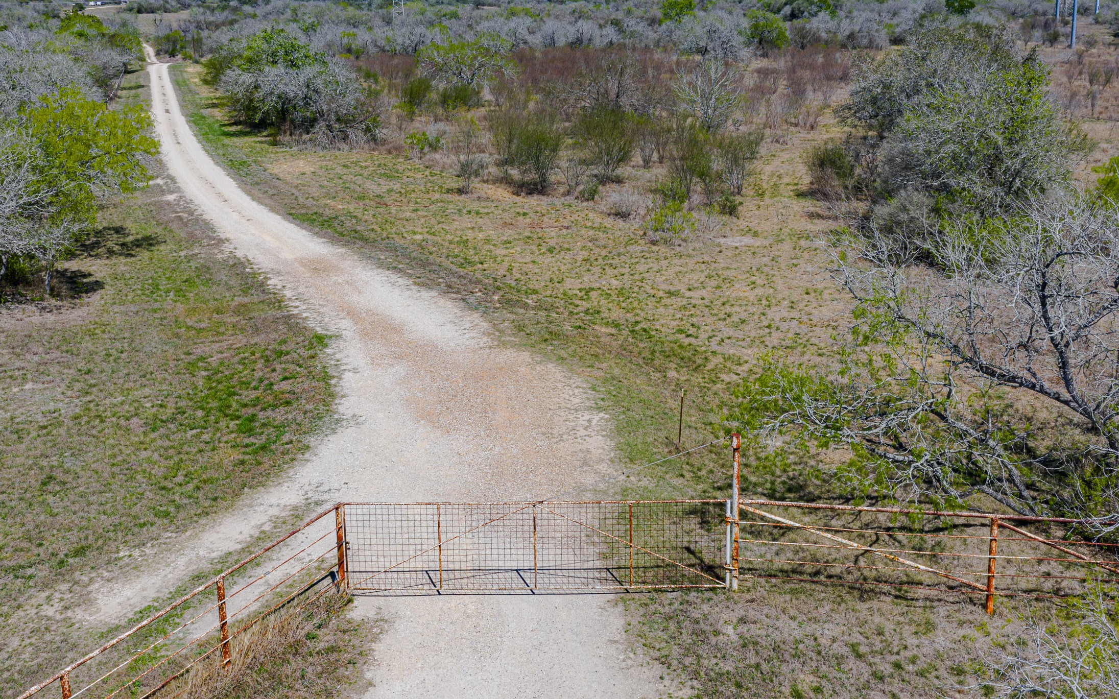 5923 Fm 1726 Property Photo 1