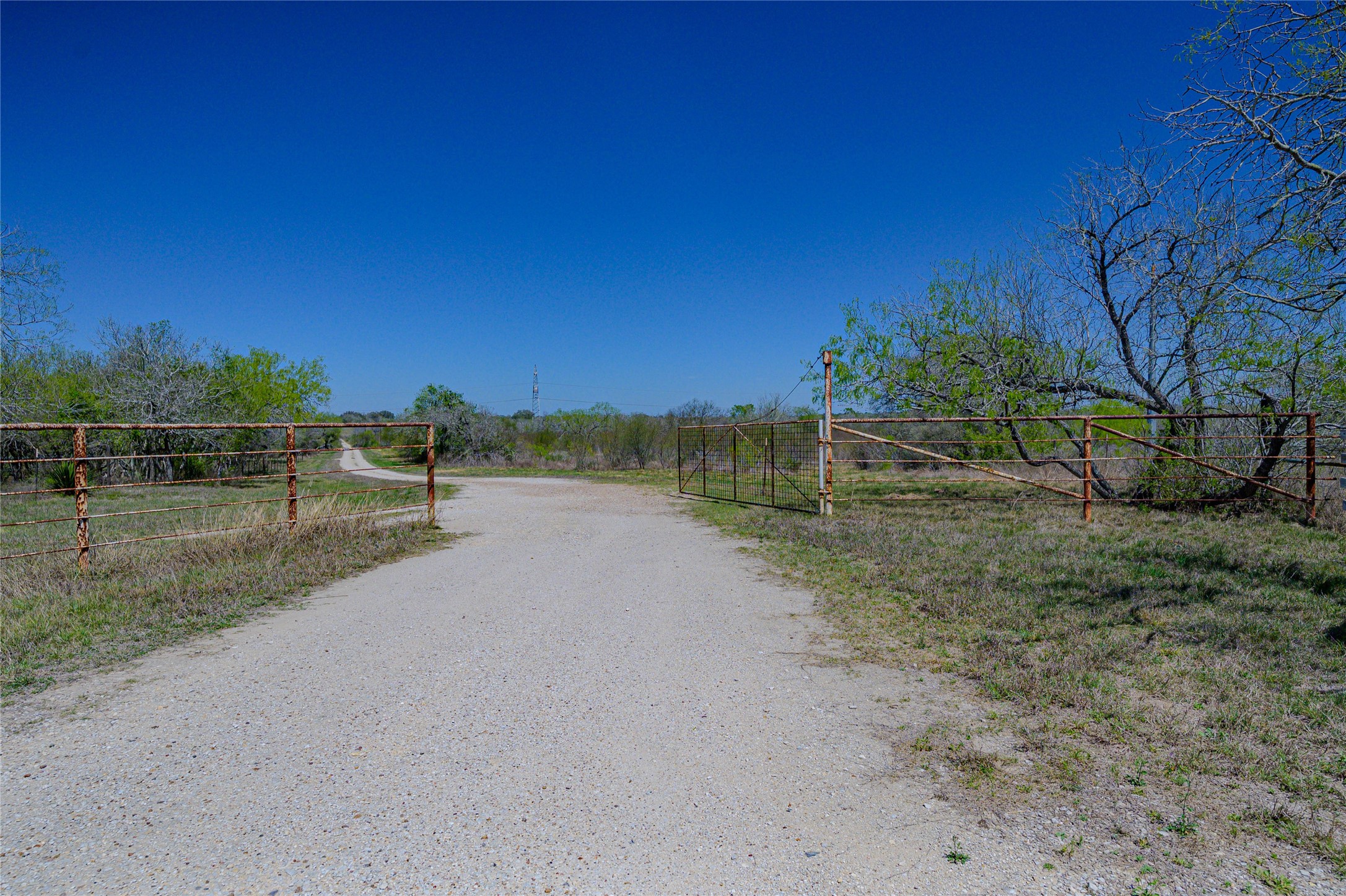 5923 Fm 1726 Property Photo 12