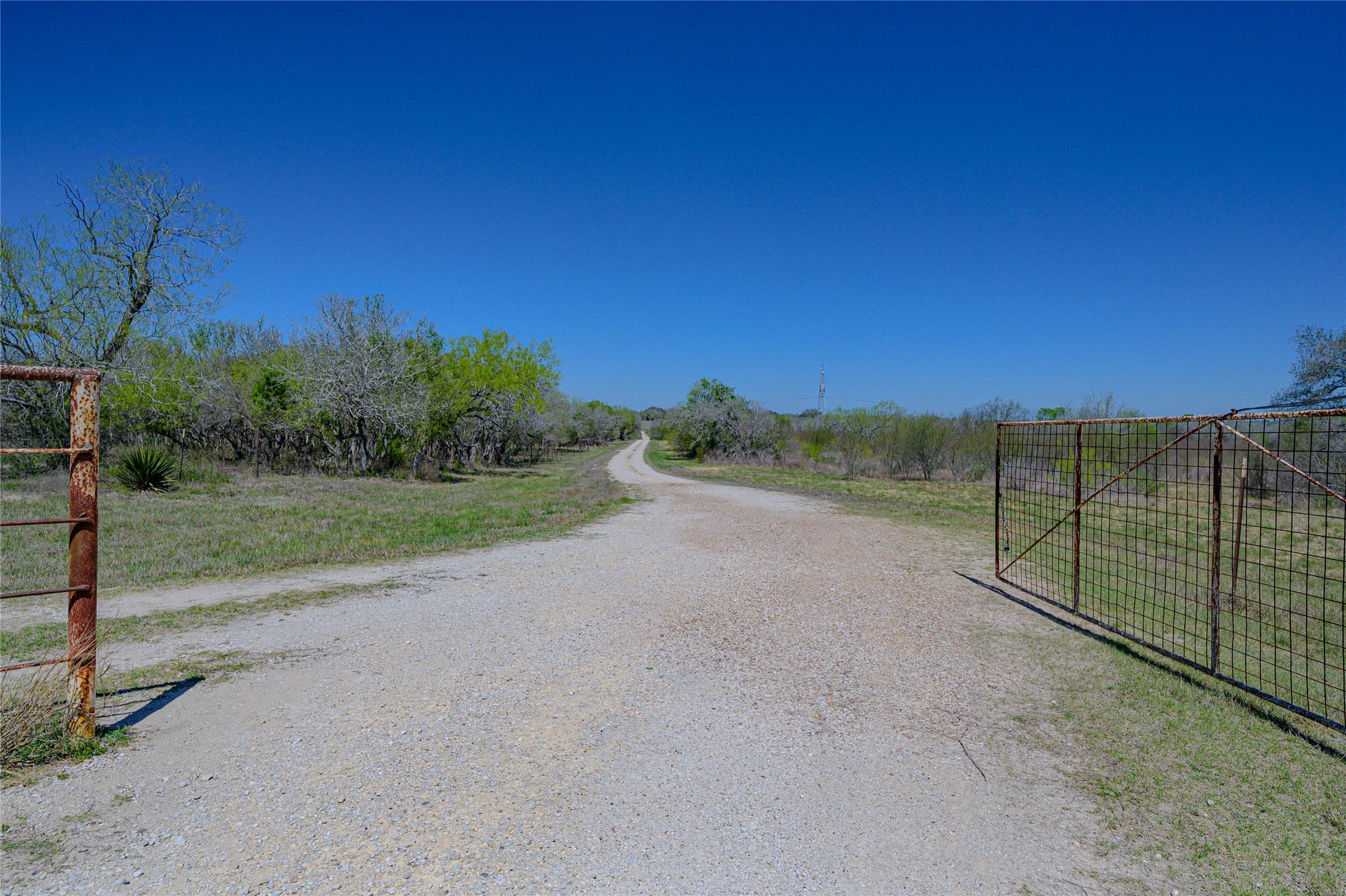 5923 Fm 1726 Property Photo 13