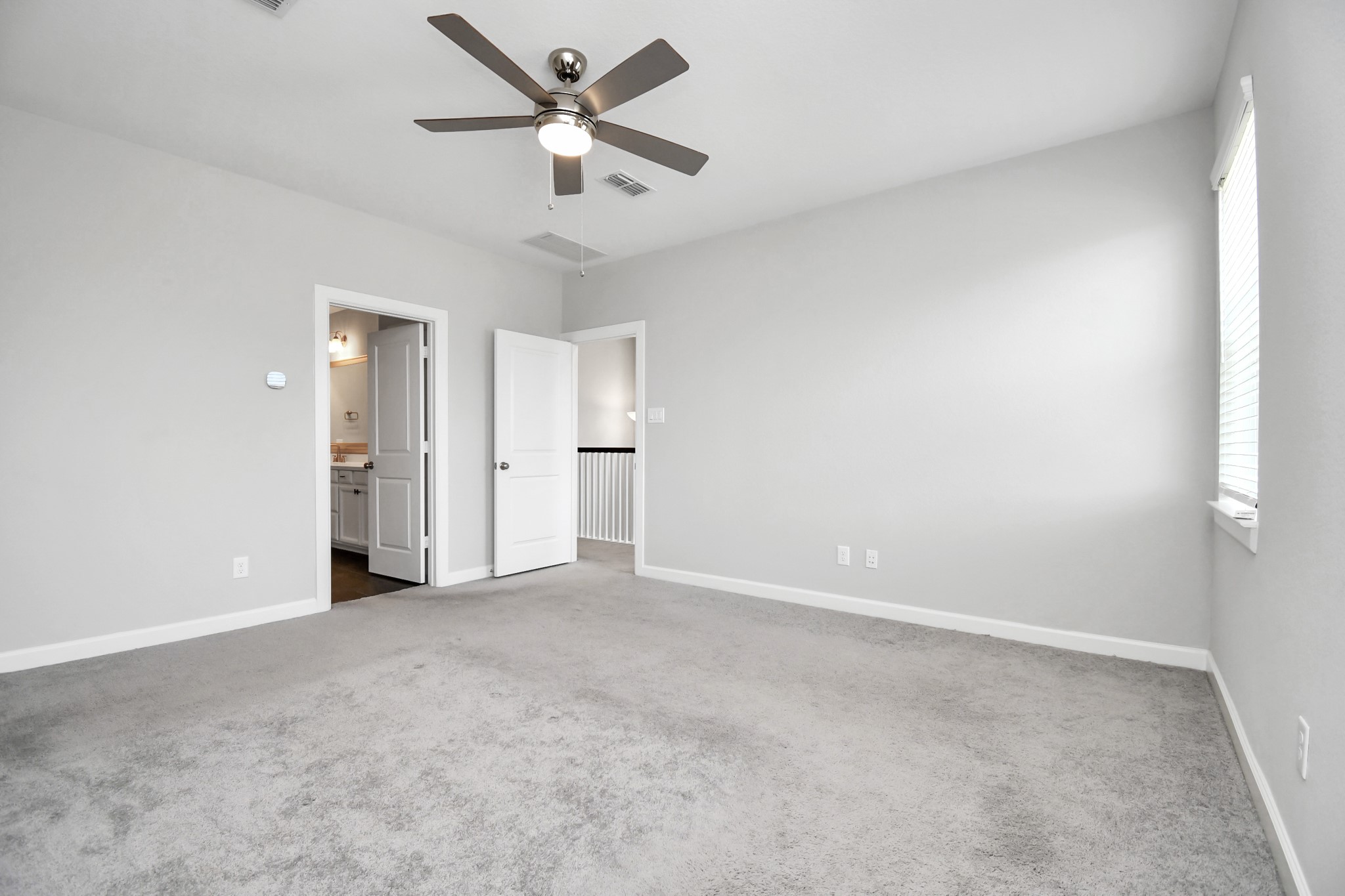 6026 Dark Kite Trail Property Photo 15
