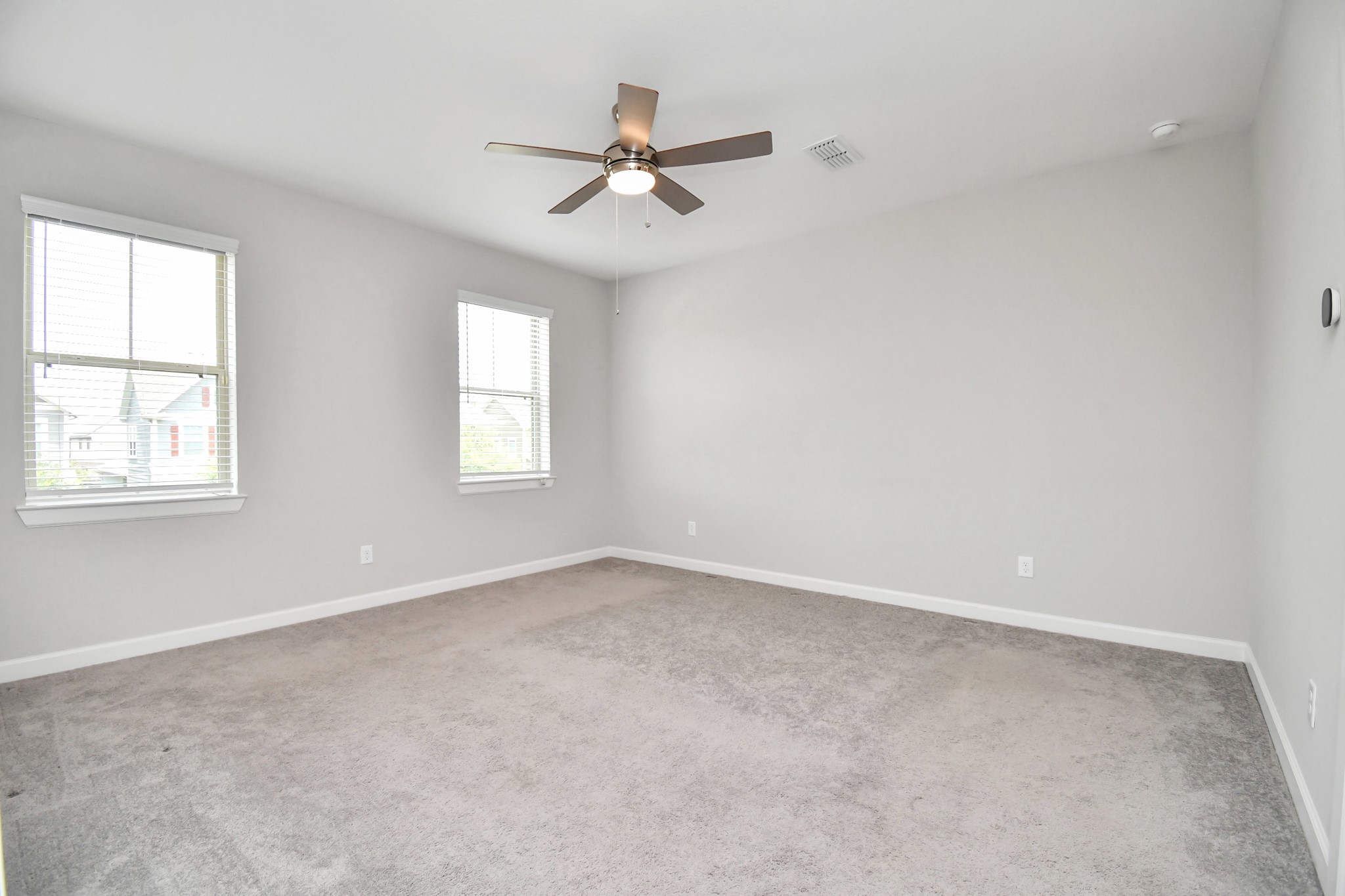 6026 Dark Kite Trail Property Photo 16