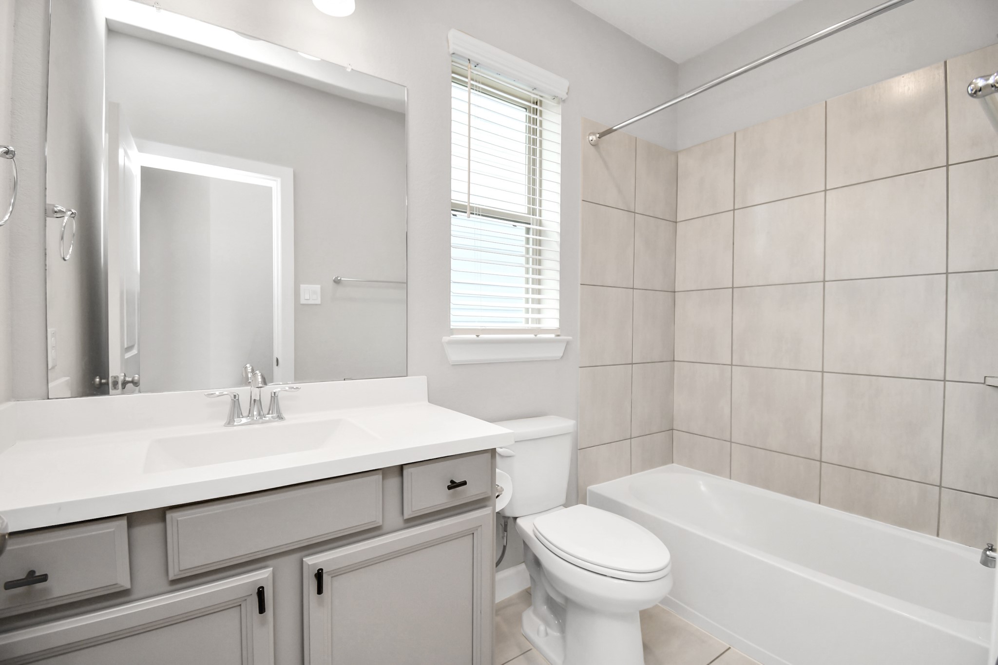 6026 Dark Kite Trail Property Photo 28