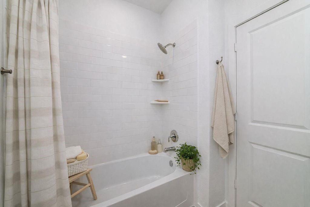 6414 Green Pedal Lane Property Photo 6