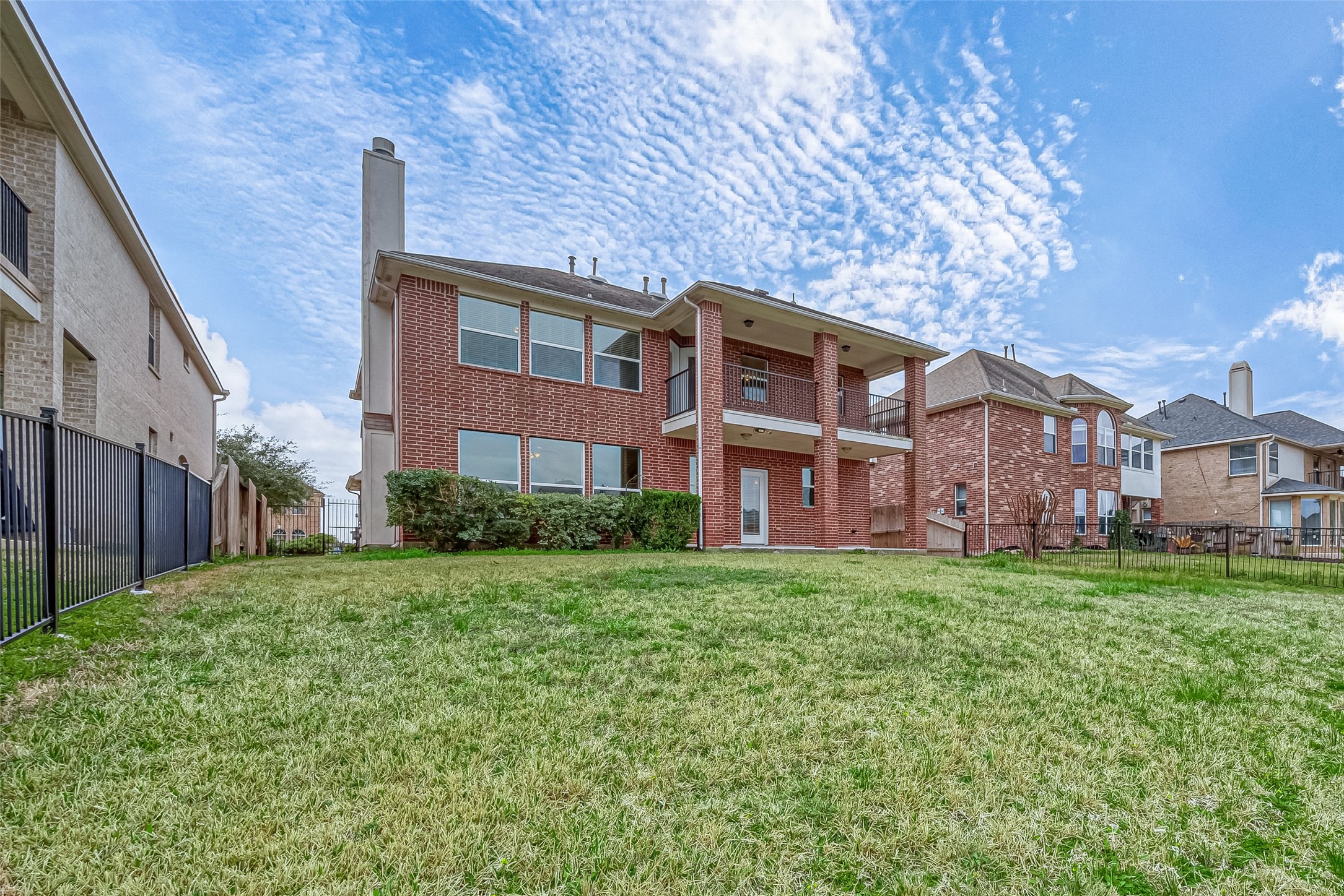 18118 Billabong Crescent Court Property Photo 45