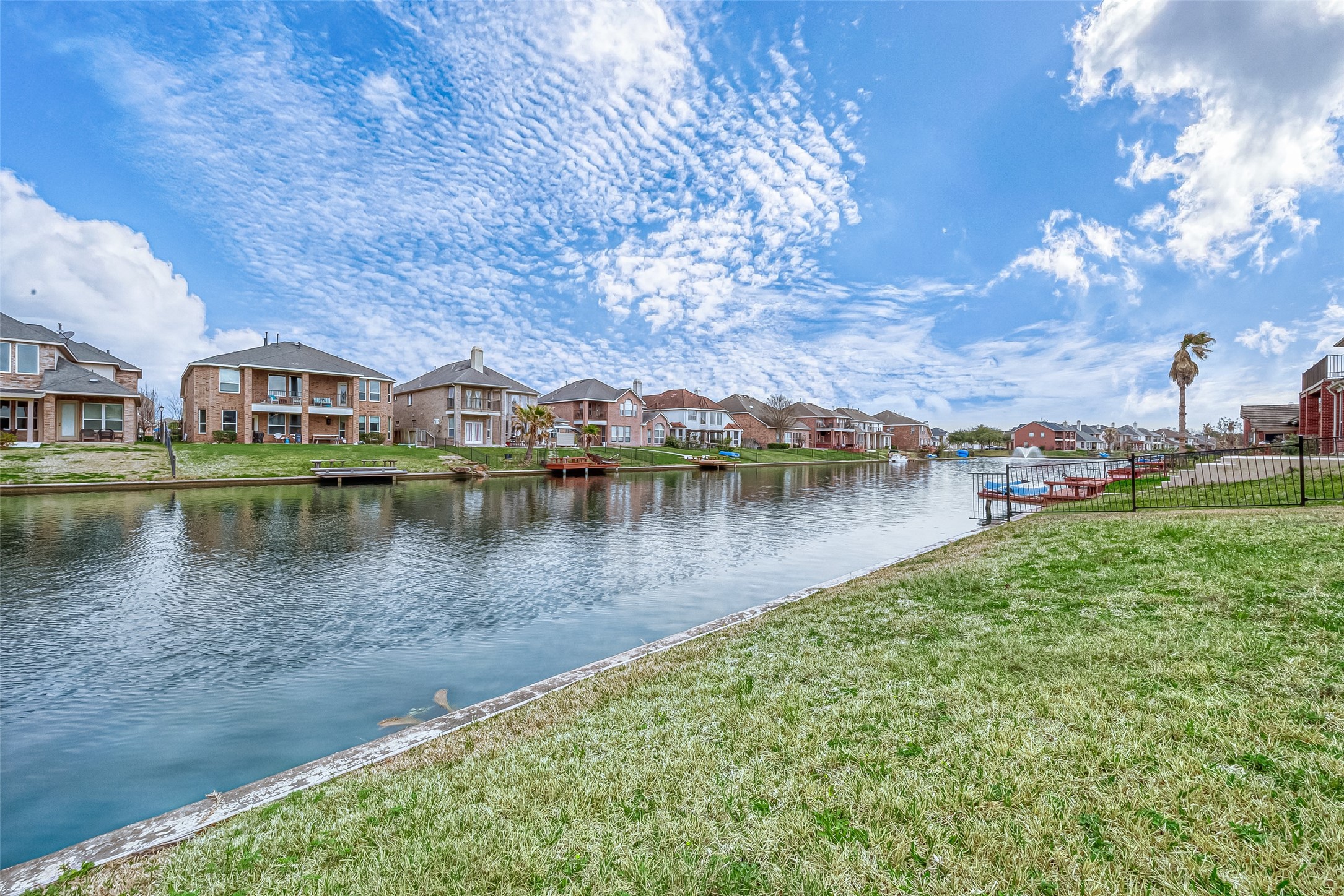 18118 Billabong Crescent Court Property Photo 46