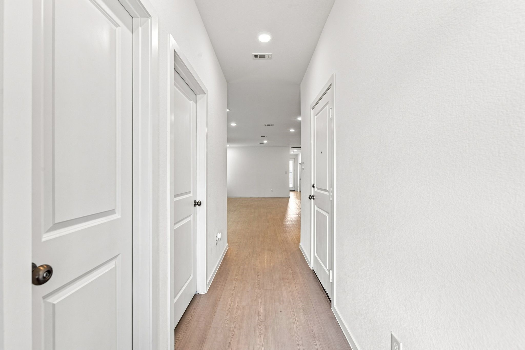 6407 Serenity Terrace Drive Property Photo 6