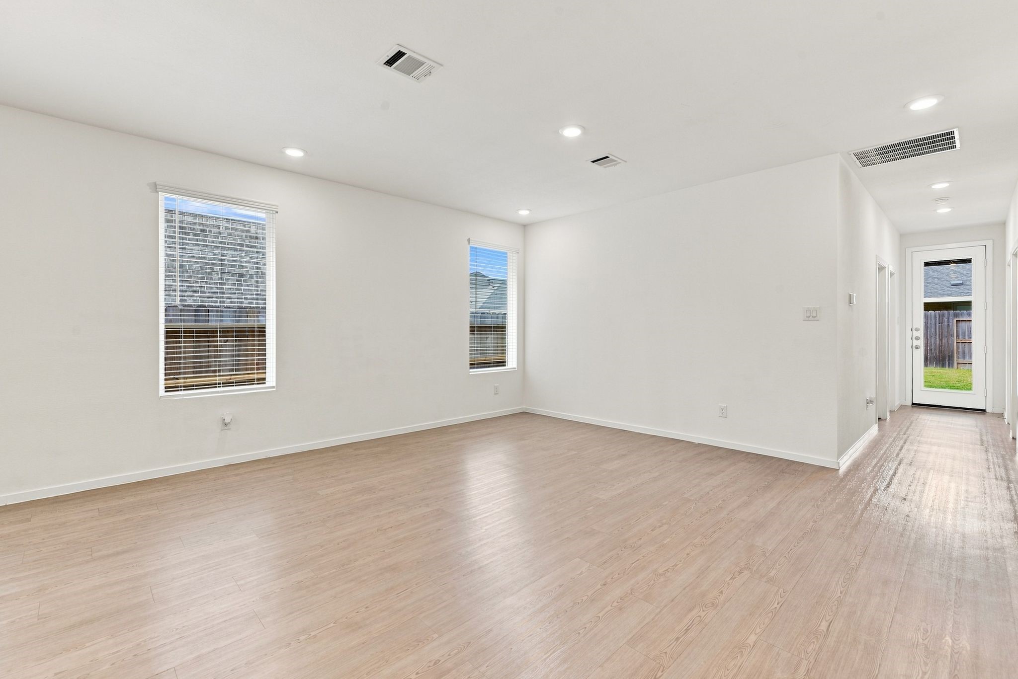 6407 Serenity Terrace Drive Property Photo 9