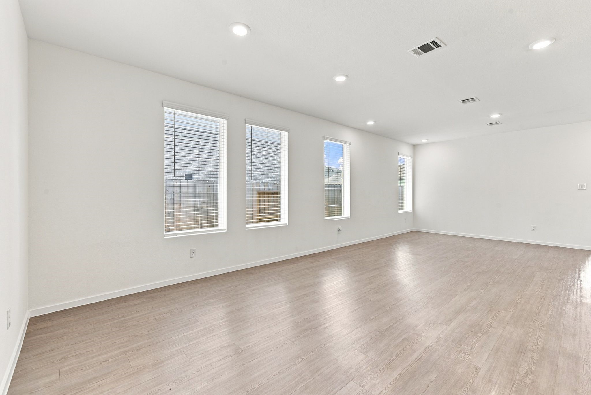 6407 Serenity Terrace Drive Property Photo 11