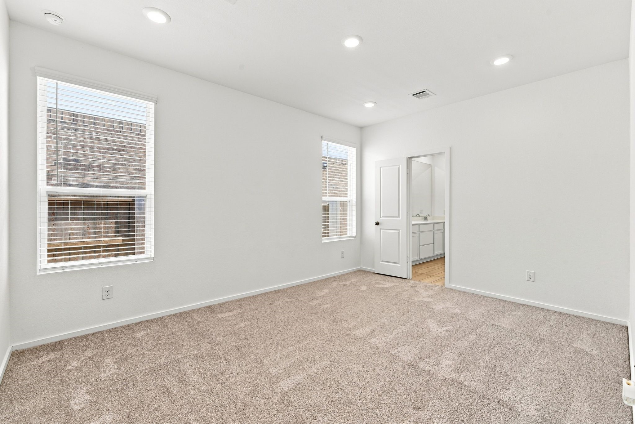 6407 Serenity Terrace Drive Property Photo 16