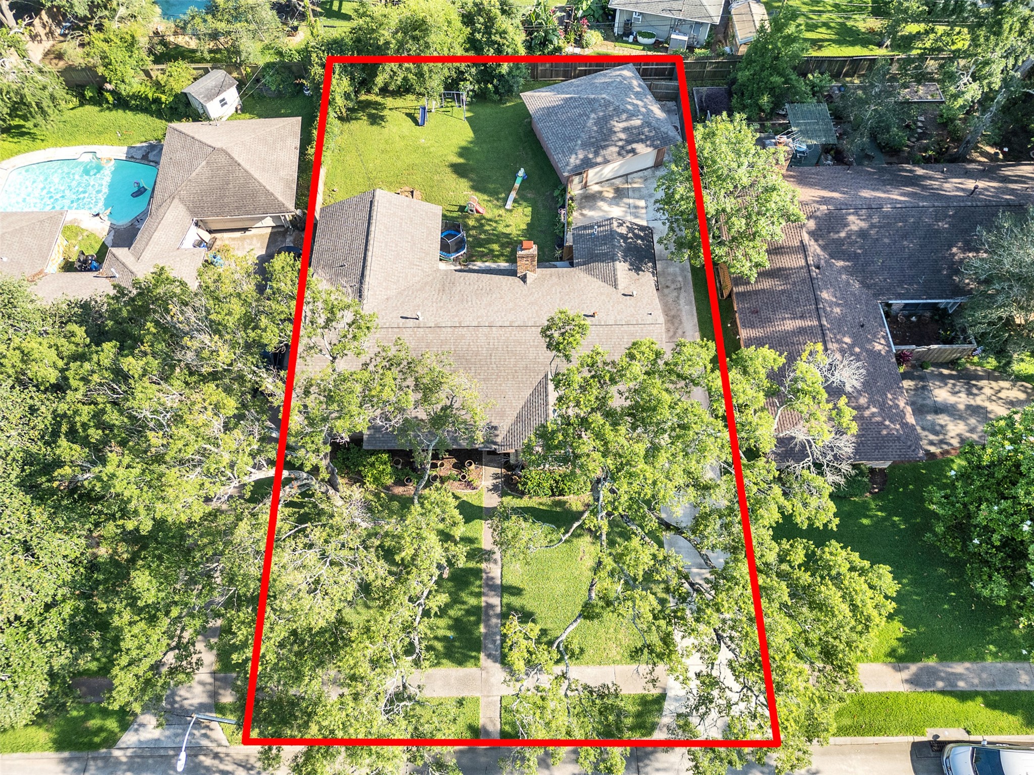 426 Shadow Creek Drive Property Photo 2