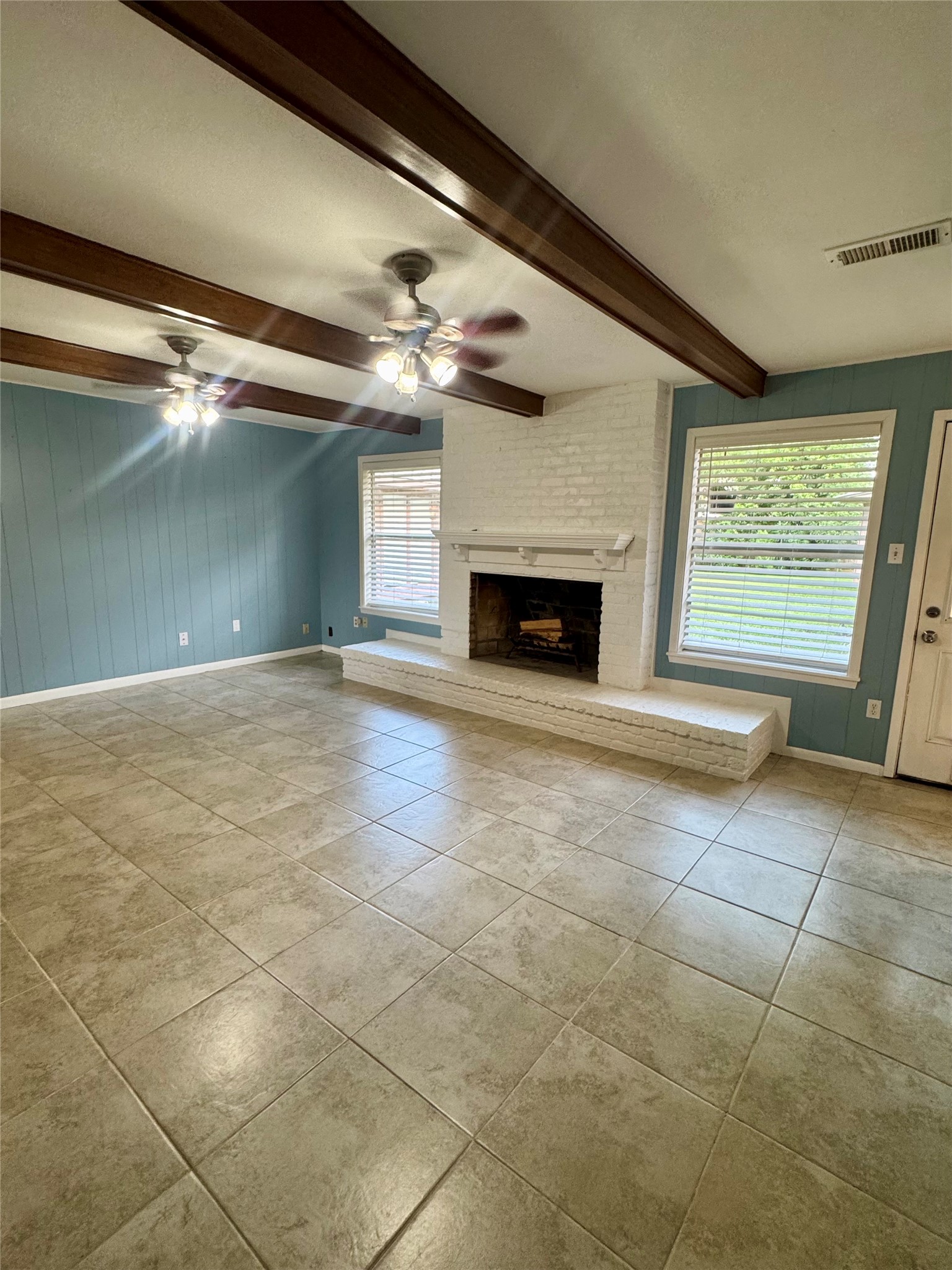 426 Shadow Creek Drive Property Photo 4
