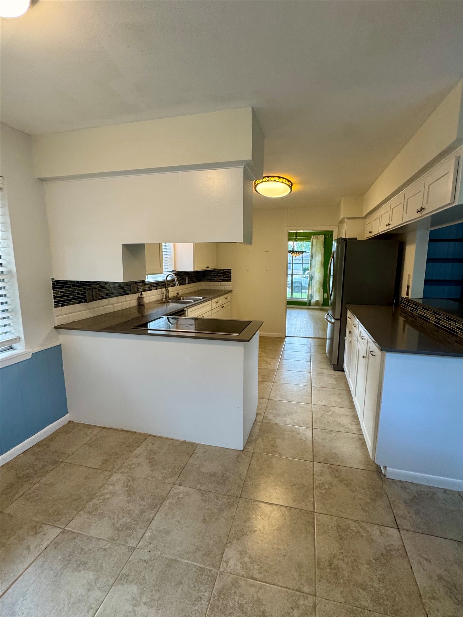 426 Shadow Creek Drive Property Photo 18