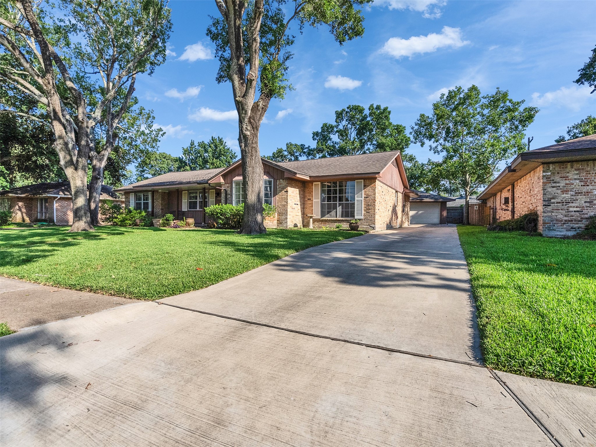 426 Shadow Creek Drive Property Photo 29
