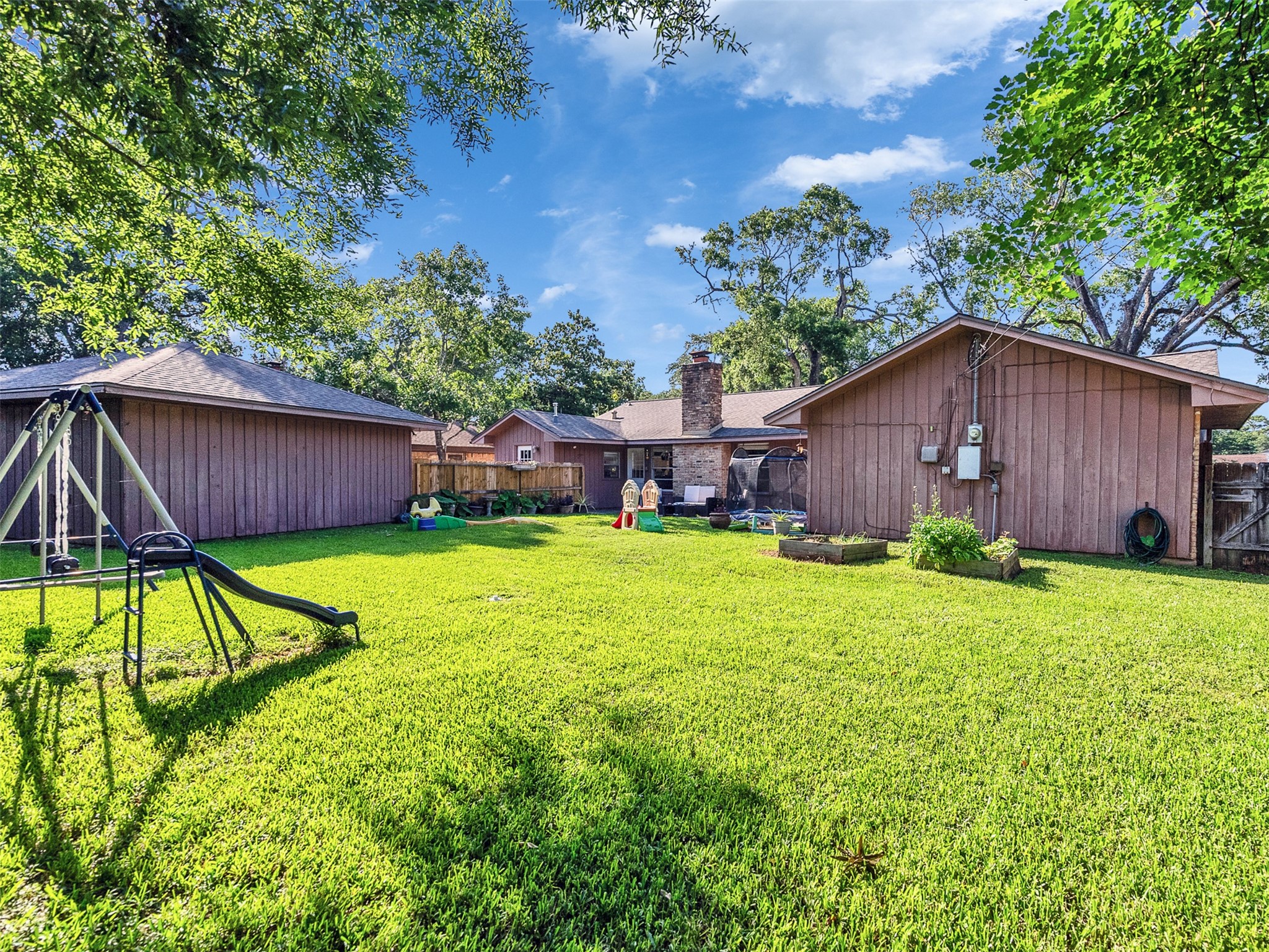426 Shadow Creek Drive Property Photo 31